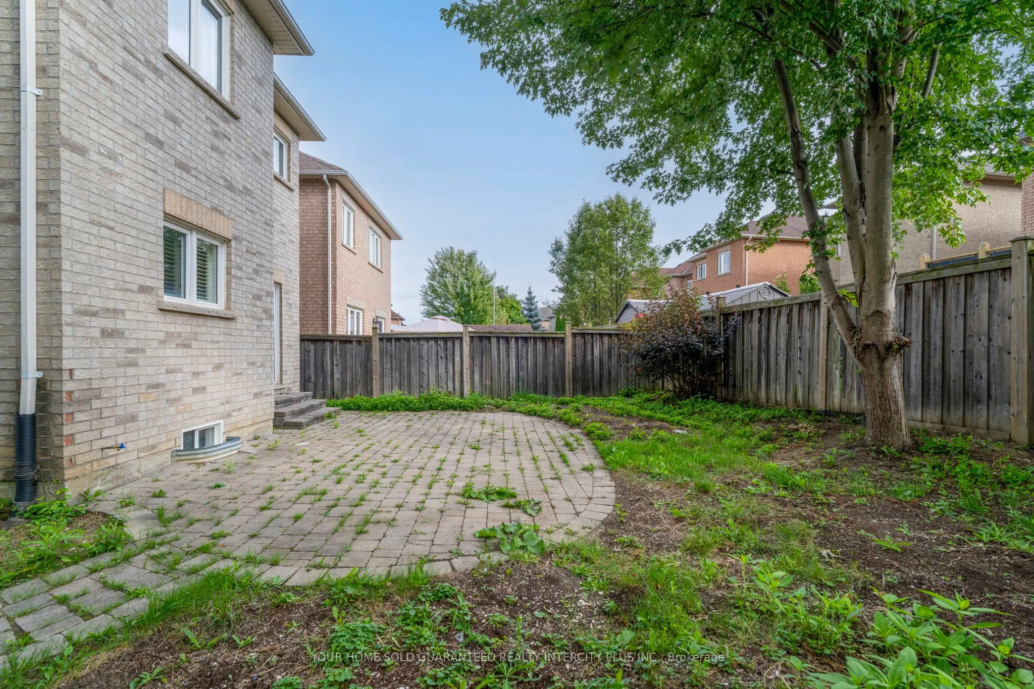 44 Eagleview Way