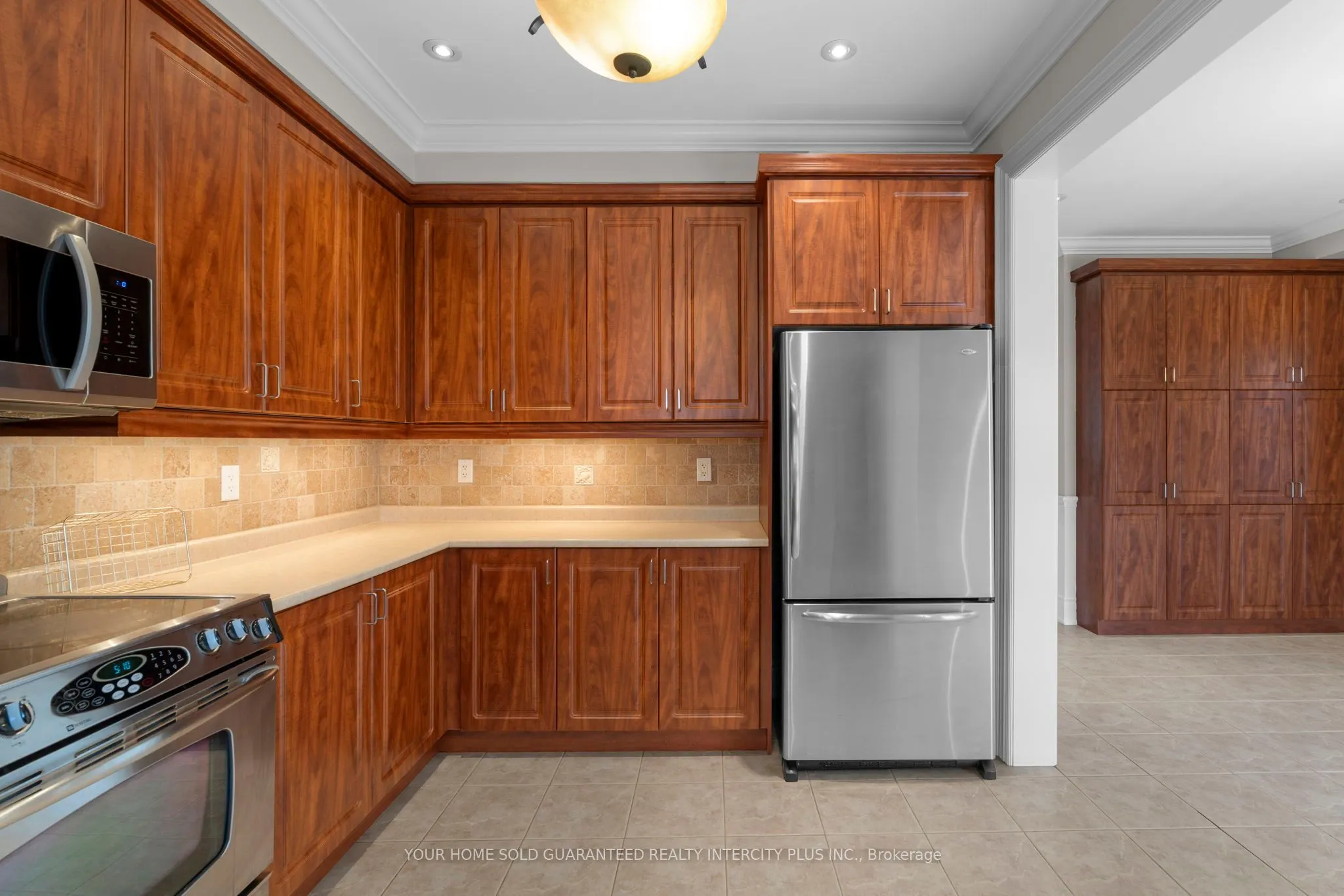 44 Eagleview Way
