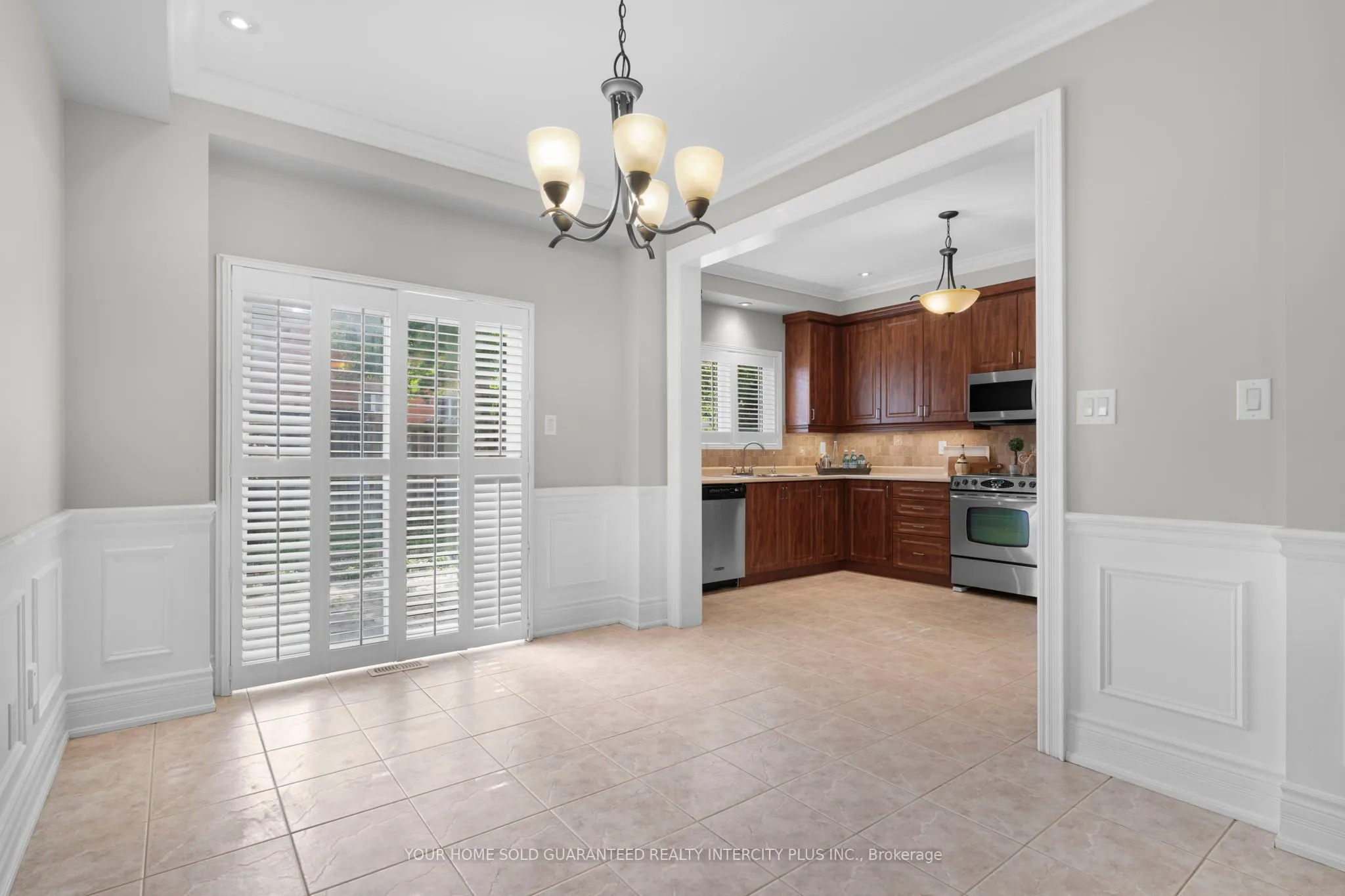 44 Eagleview Way