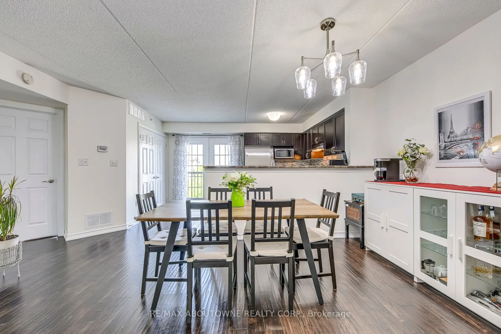 1370 Main Street E, #312