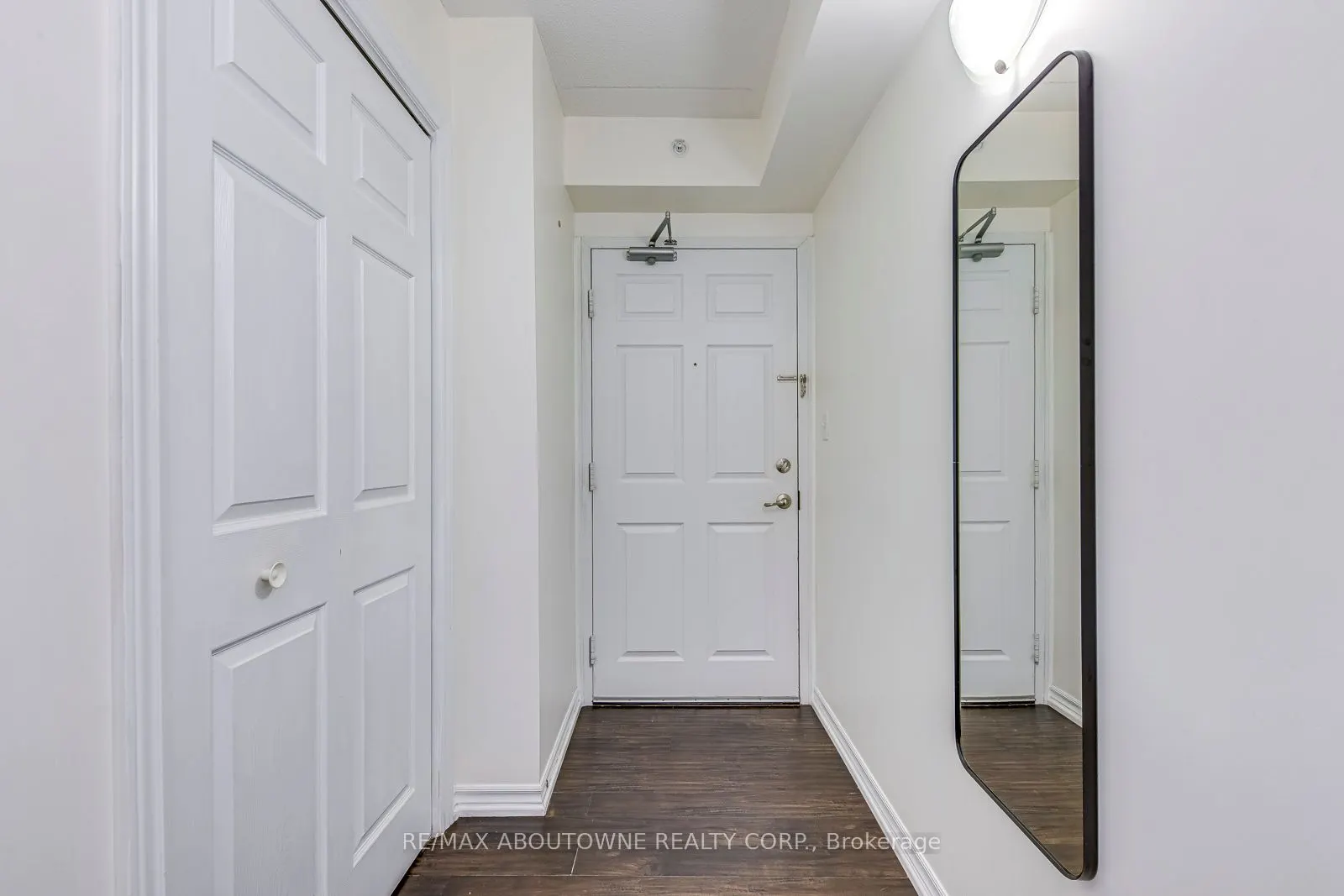 1370 Main Street E, #312
