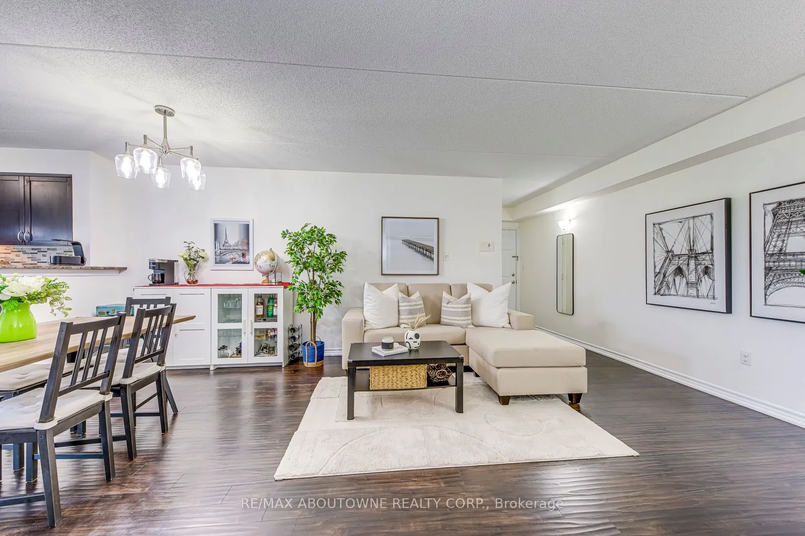 1370 Main Street E, #312