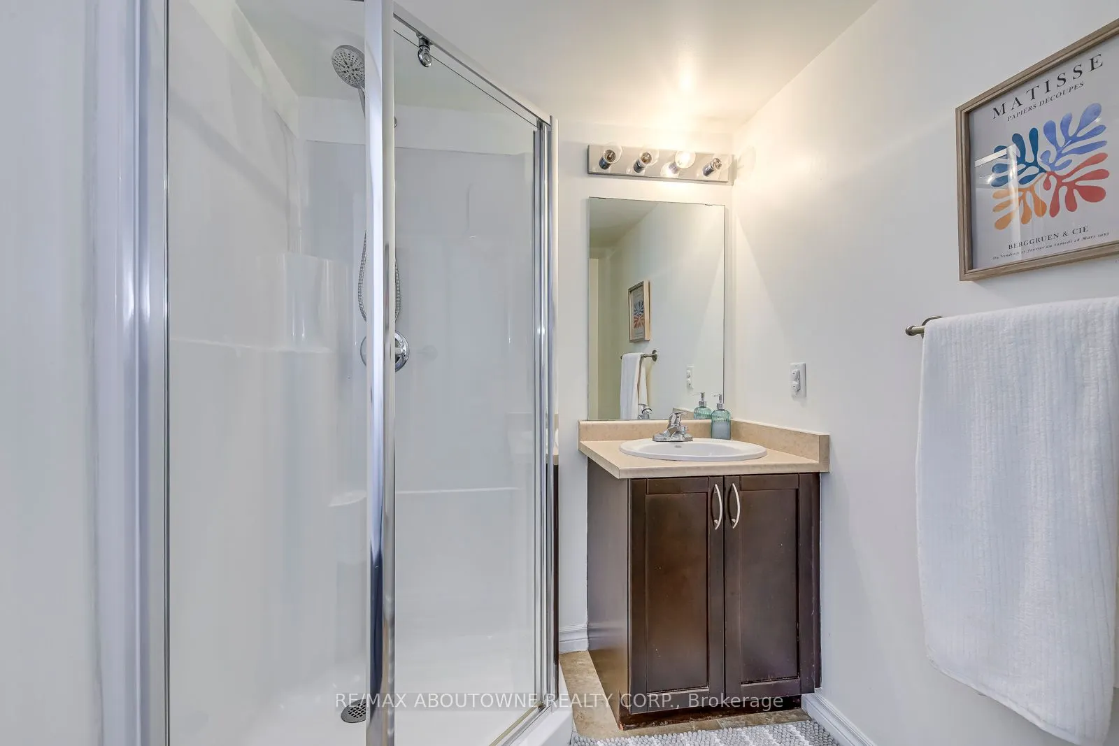 1370 Main Street E, #312