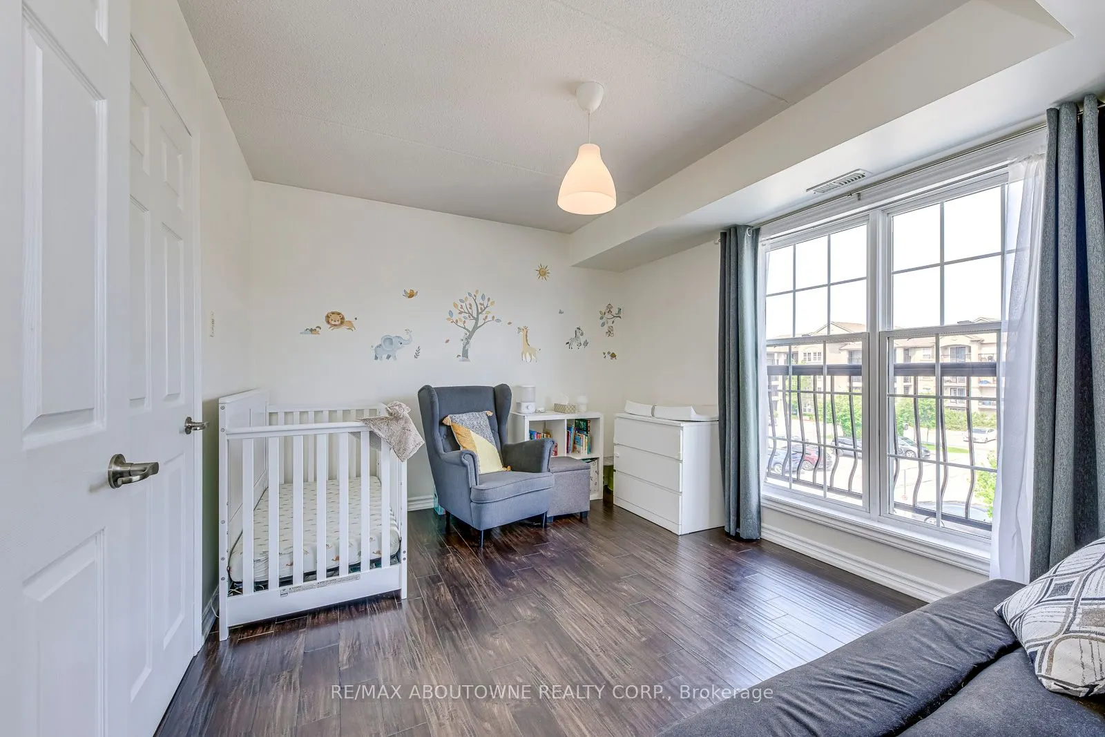 1370 Main Street E, #312
