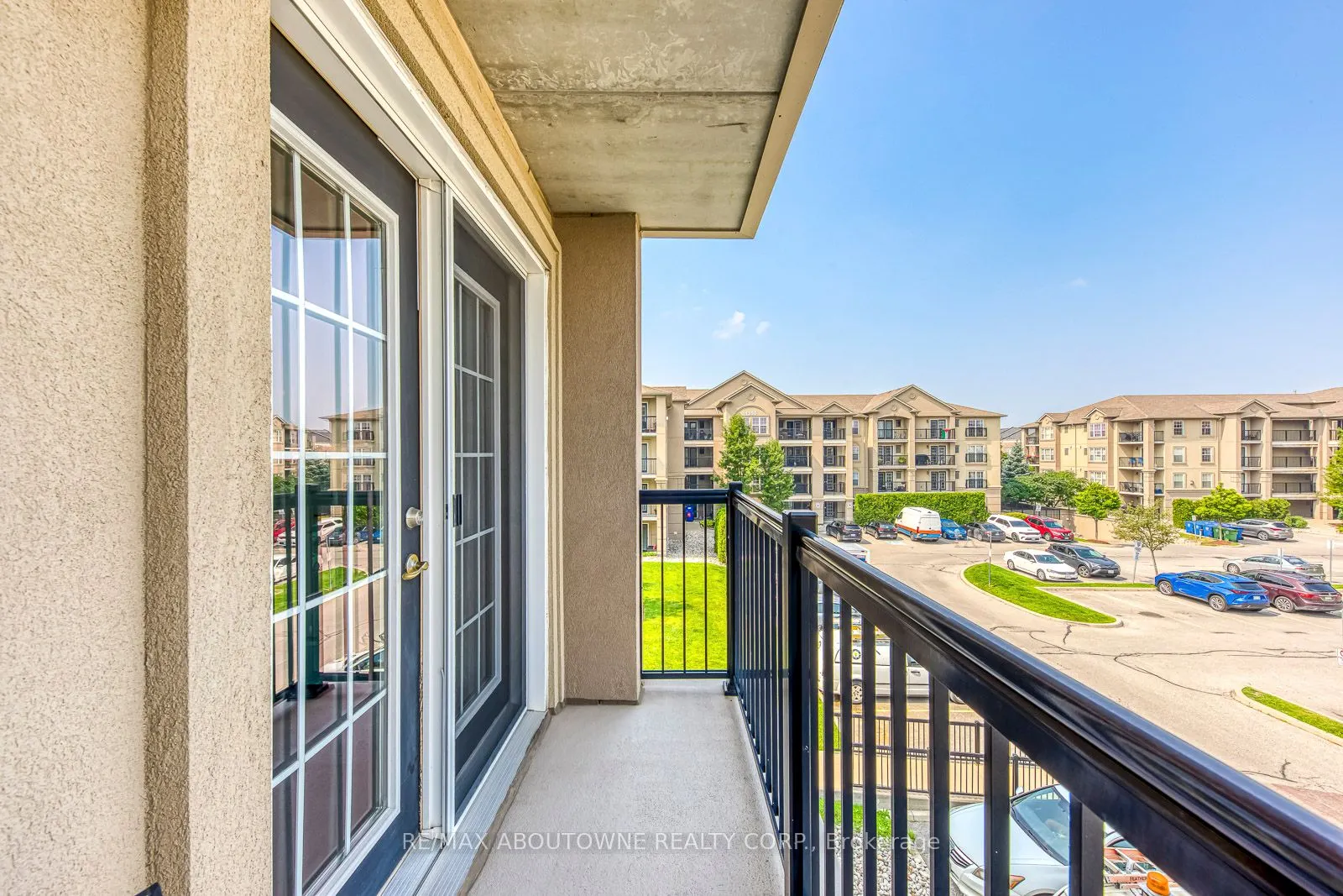 1370 Main Street E, #312