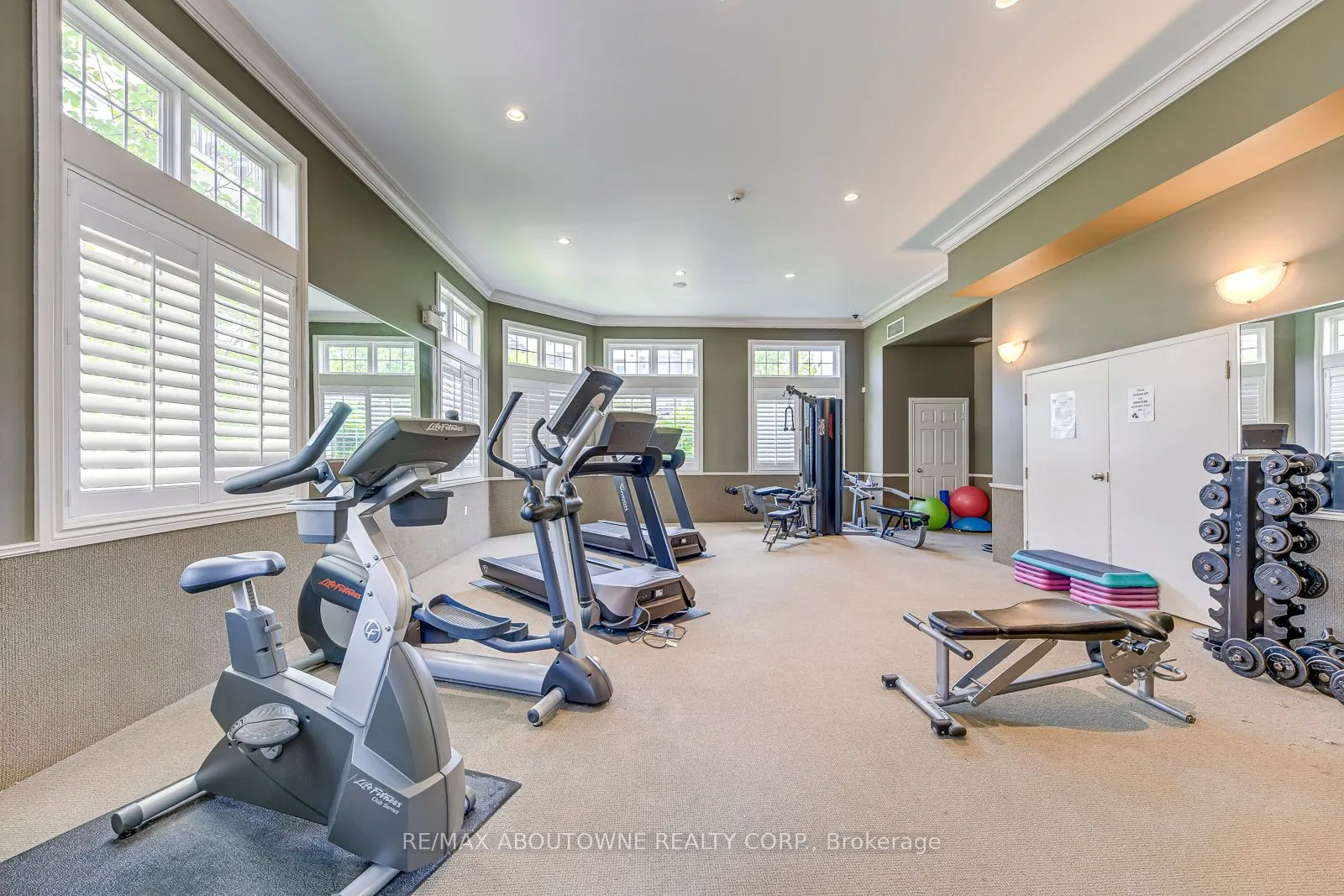 1370 Main Street E, #312