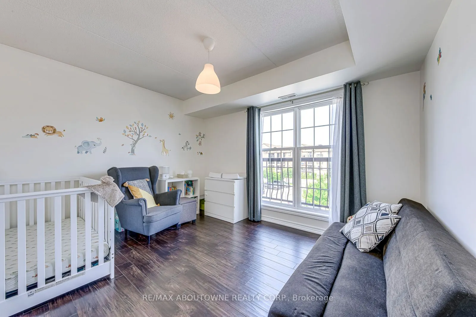 1370 Main Street E, #312