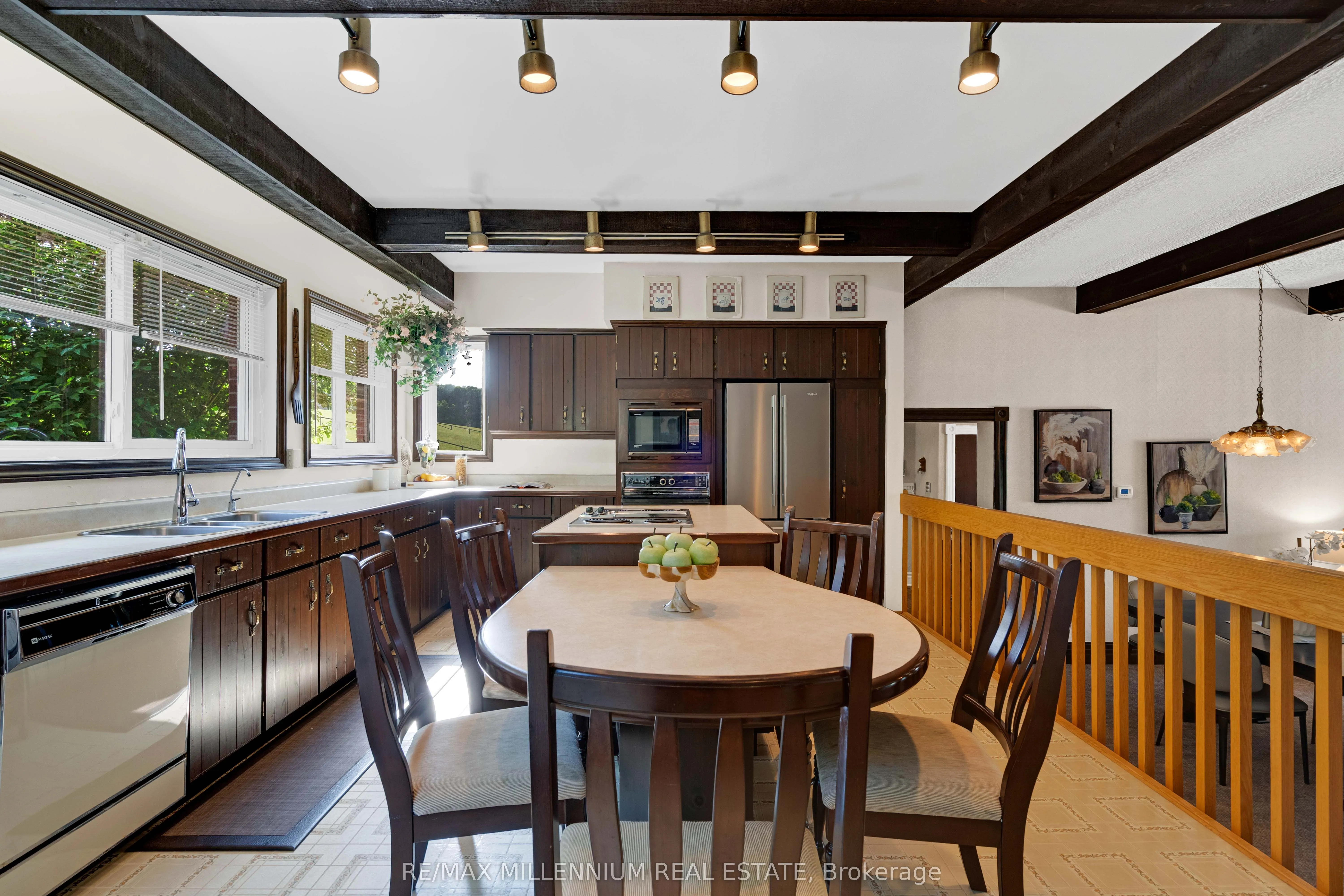 16718 Caledon King Townline N
