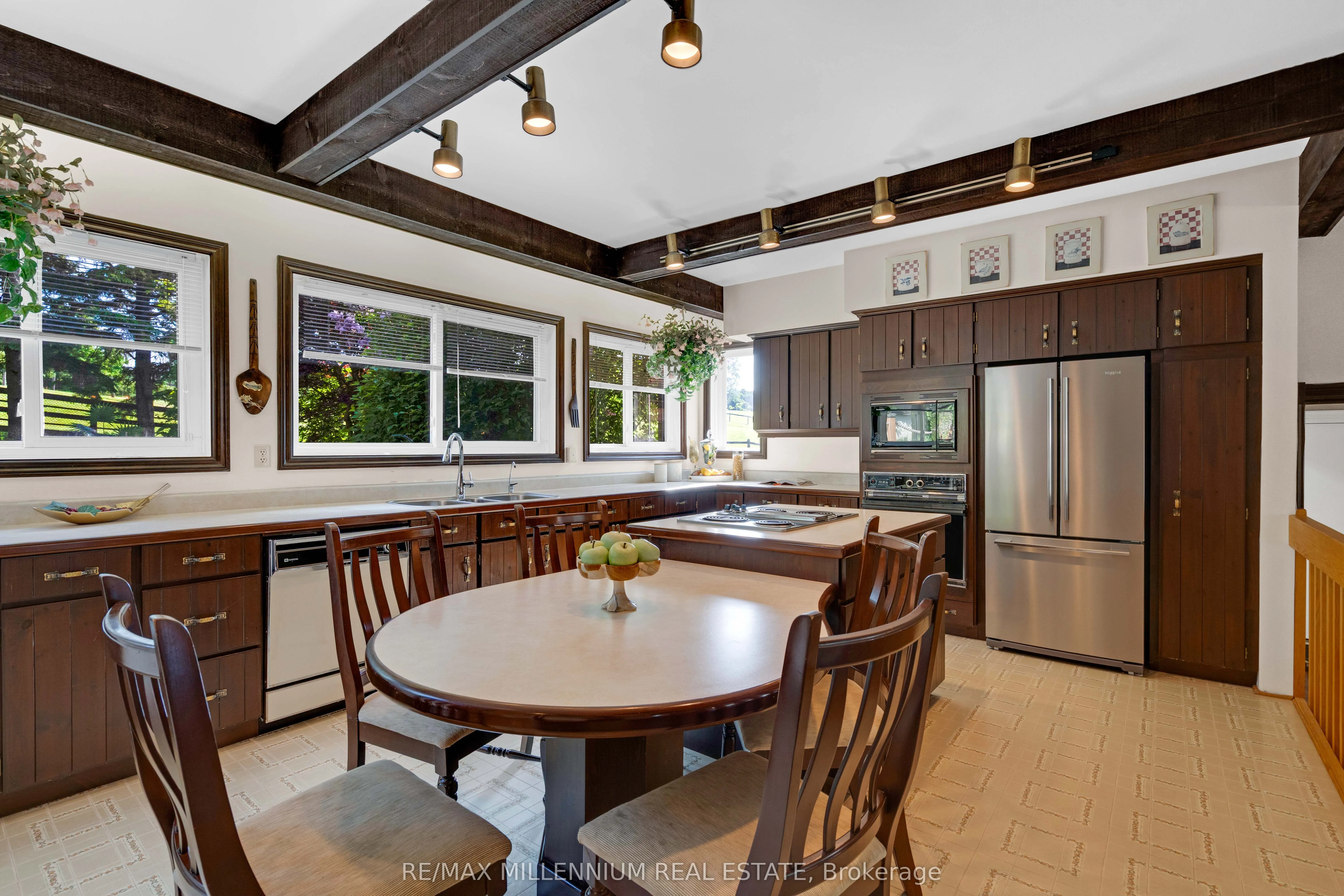16718 Caledon King Townline N