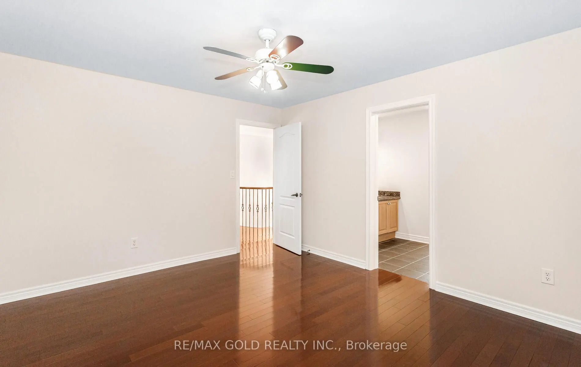 3129 Gladish Grove