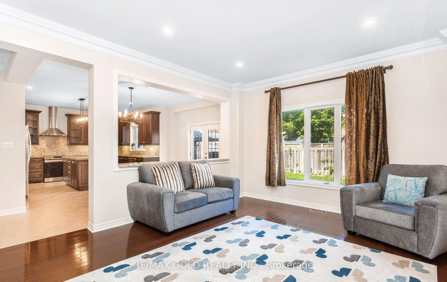 3129 Gladish Grove