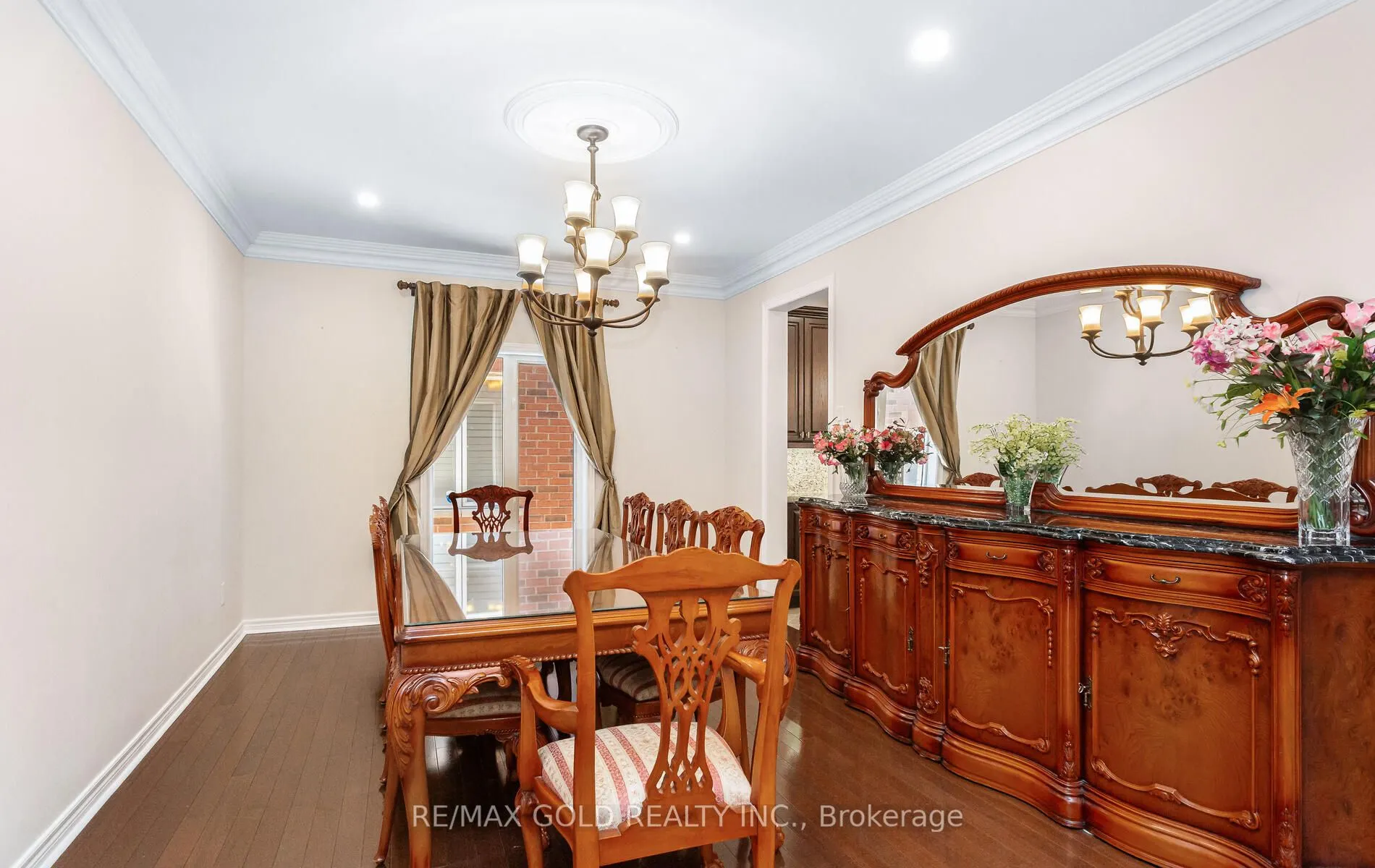 3129 Gladish Grove