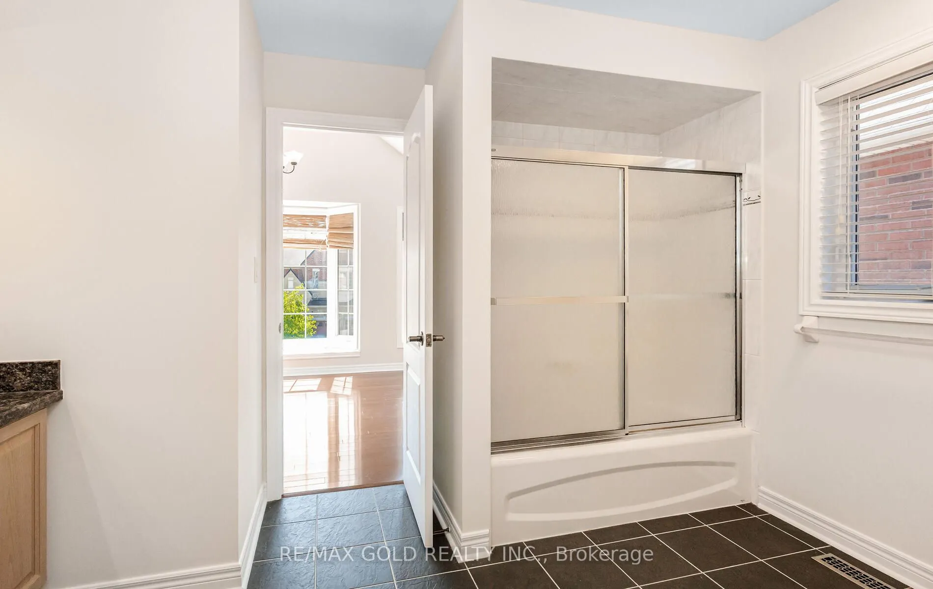 3129 Gladish Grove