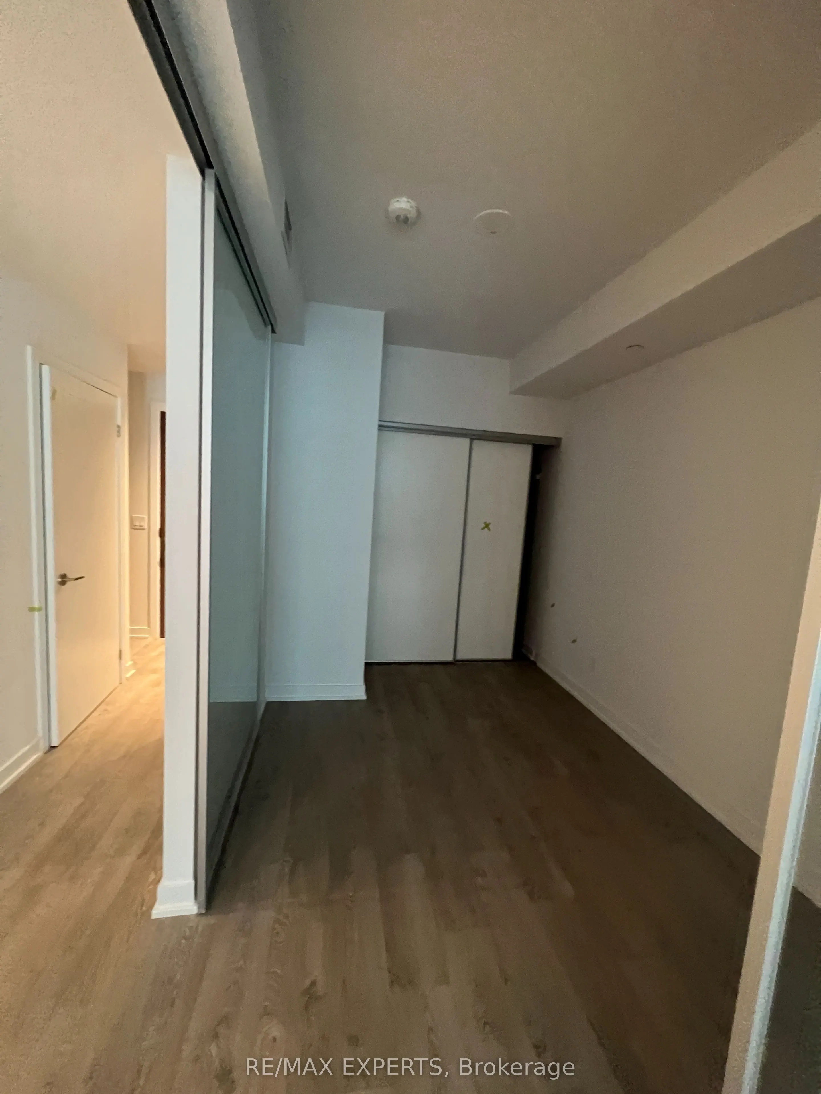1926 LAKE SHORE Boulevard W, #2211