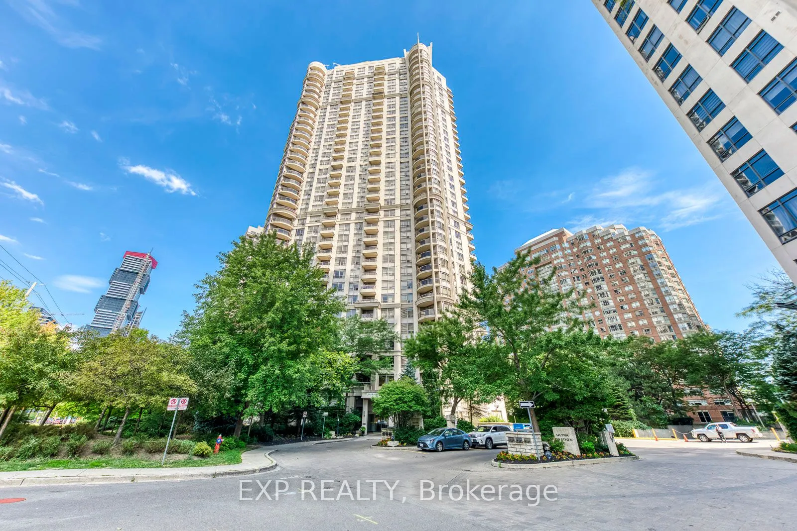 310 Burnhamthorpe Road, #2906