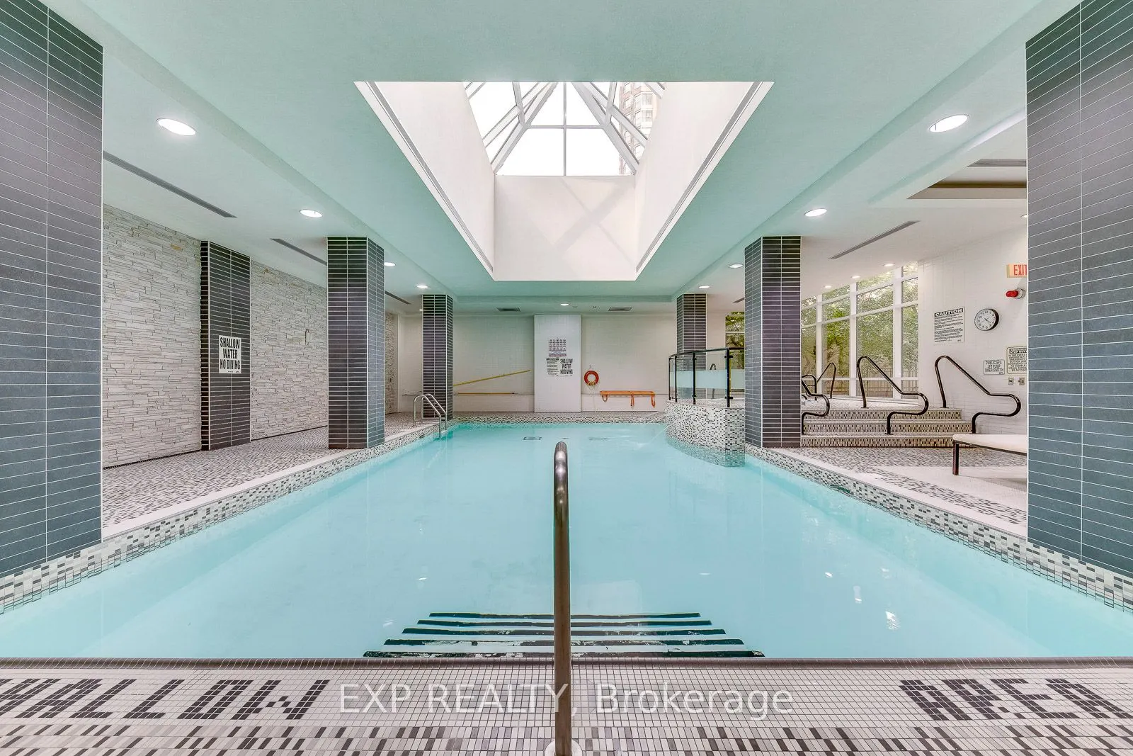 310 Burnhamthorpe Road, #2906