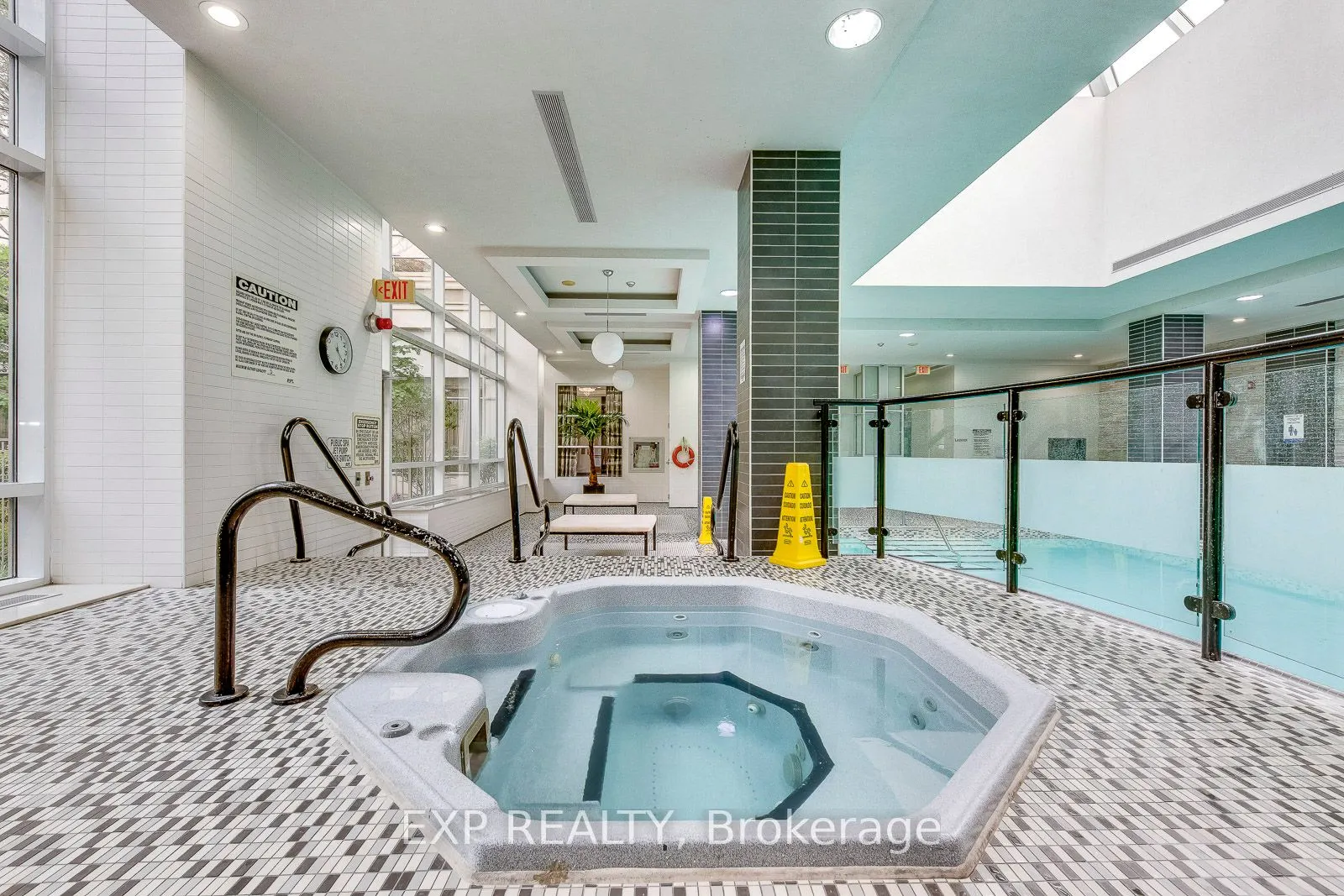 310 Burnhamthorpe Road, #2906