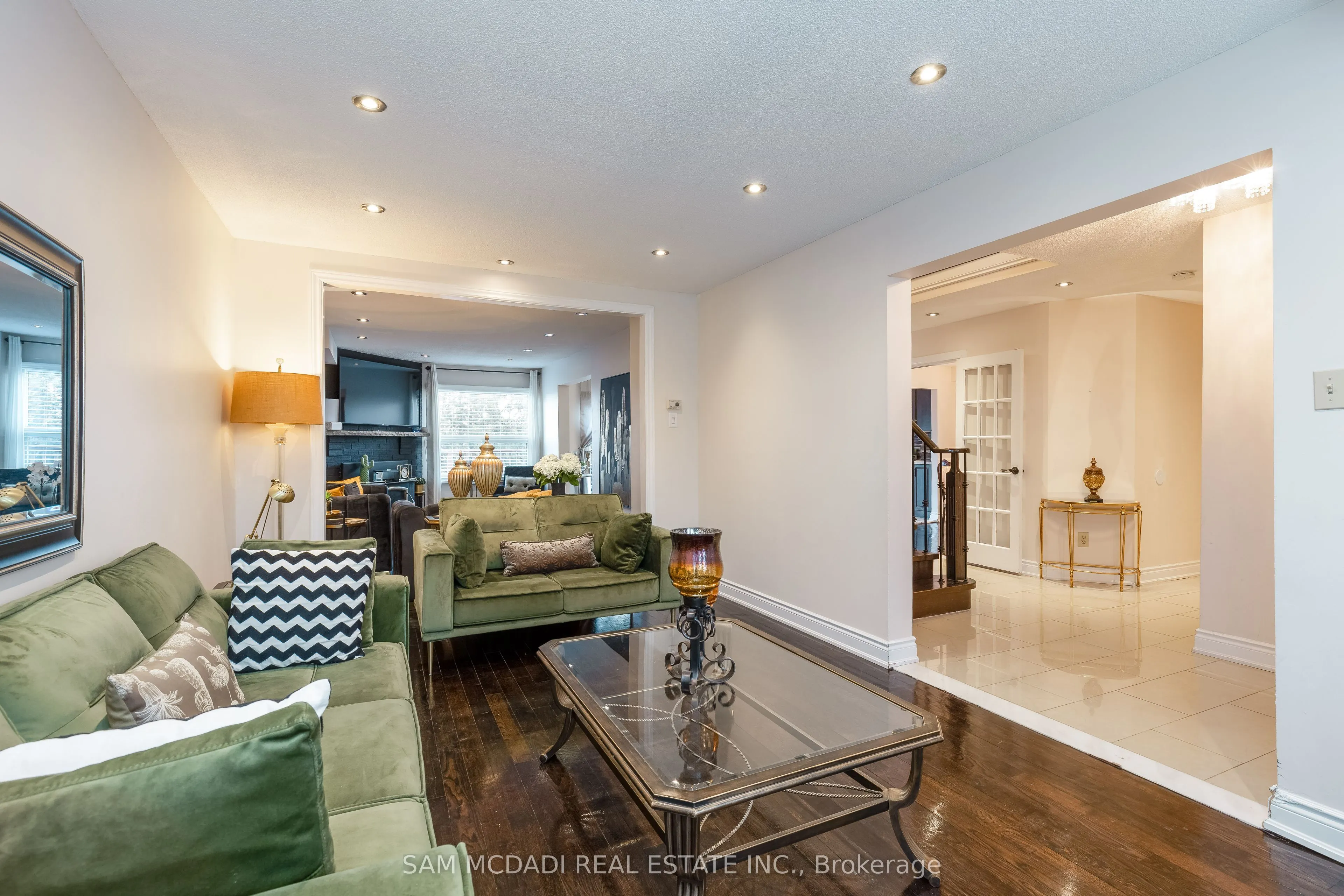 100 Castlehill Road