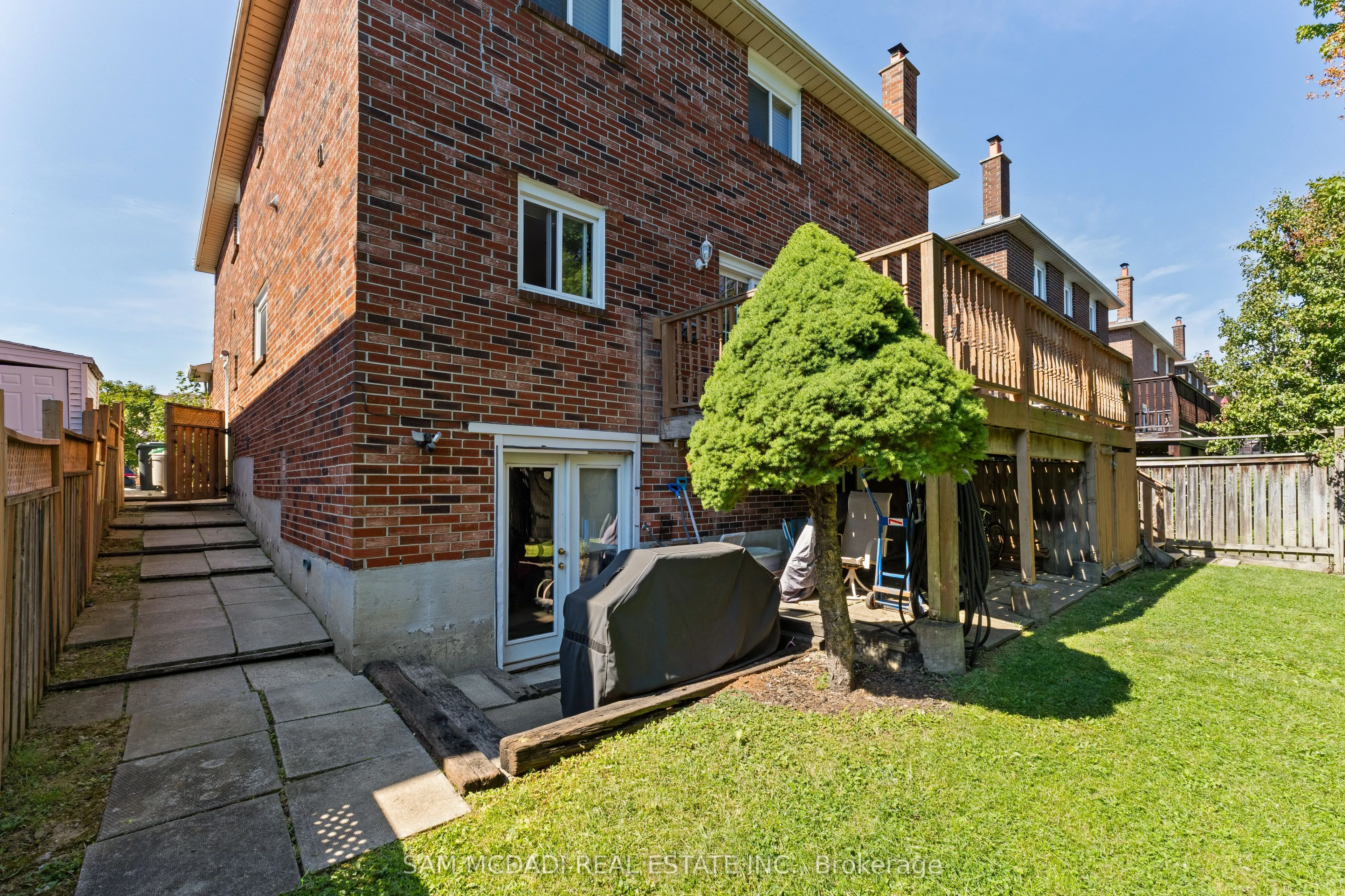 100 Castlehill Road
