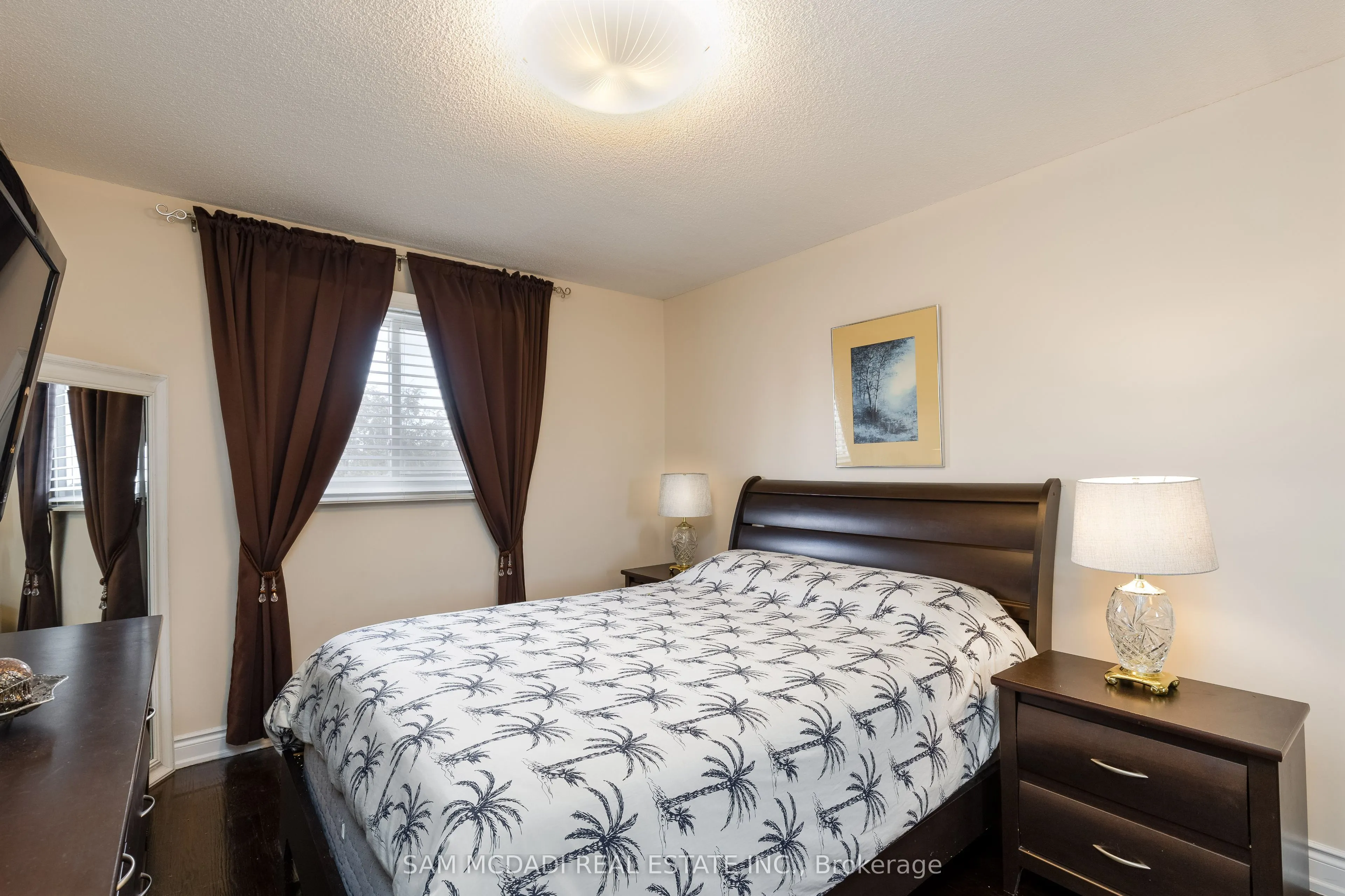 100 Castlehill Road