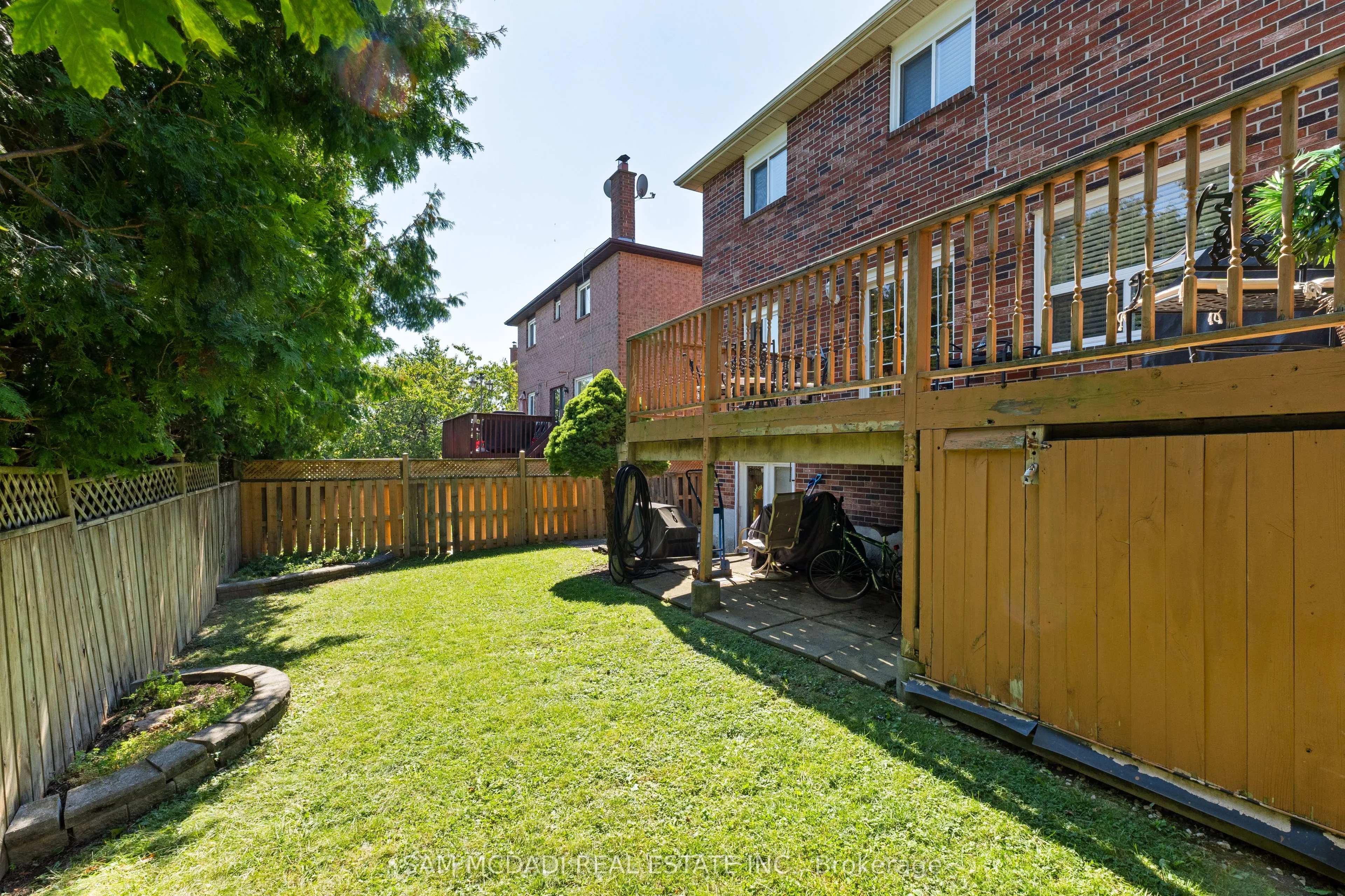 100 Castlehill Road