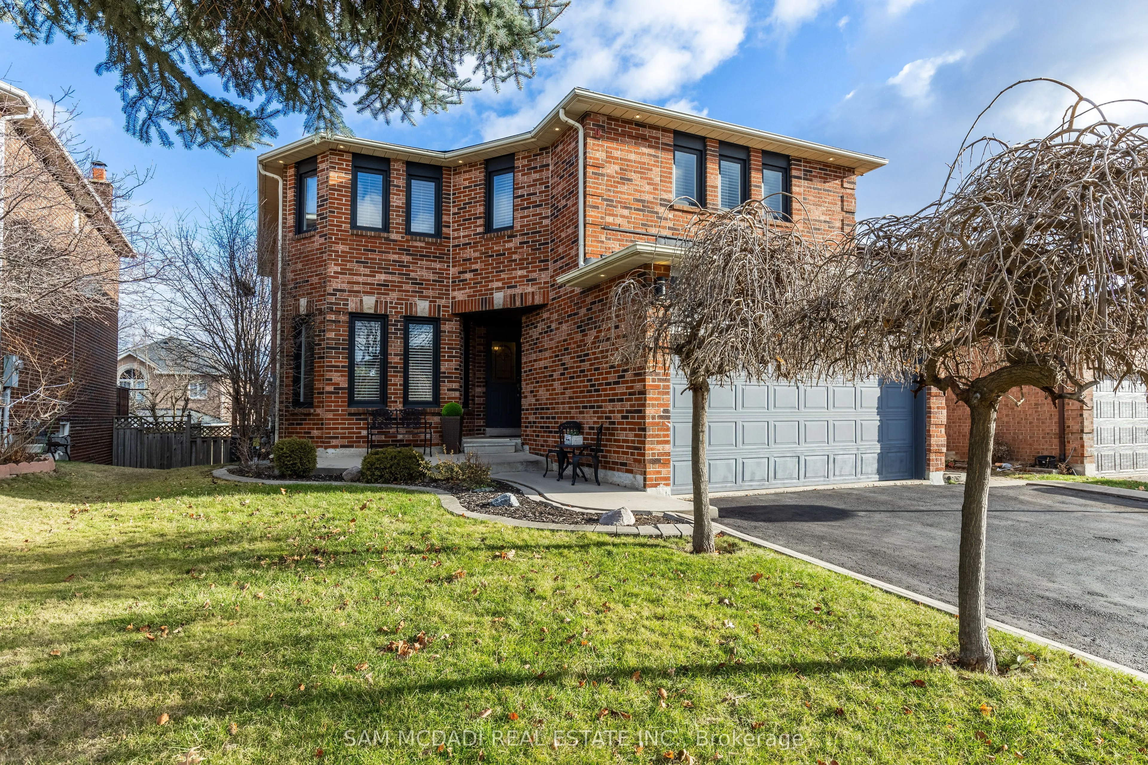 100 Castlehill Road