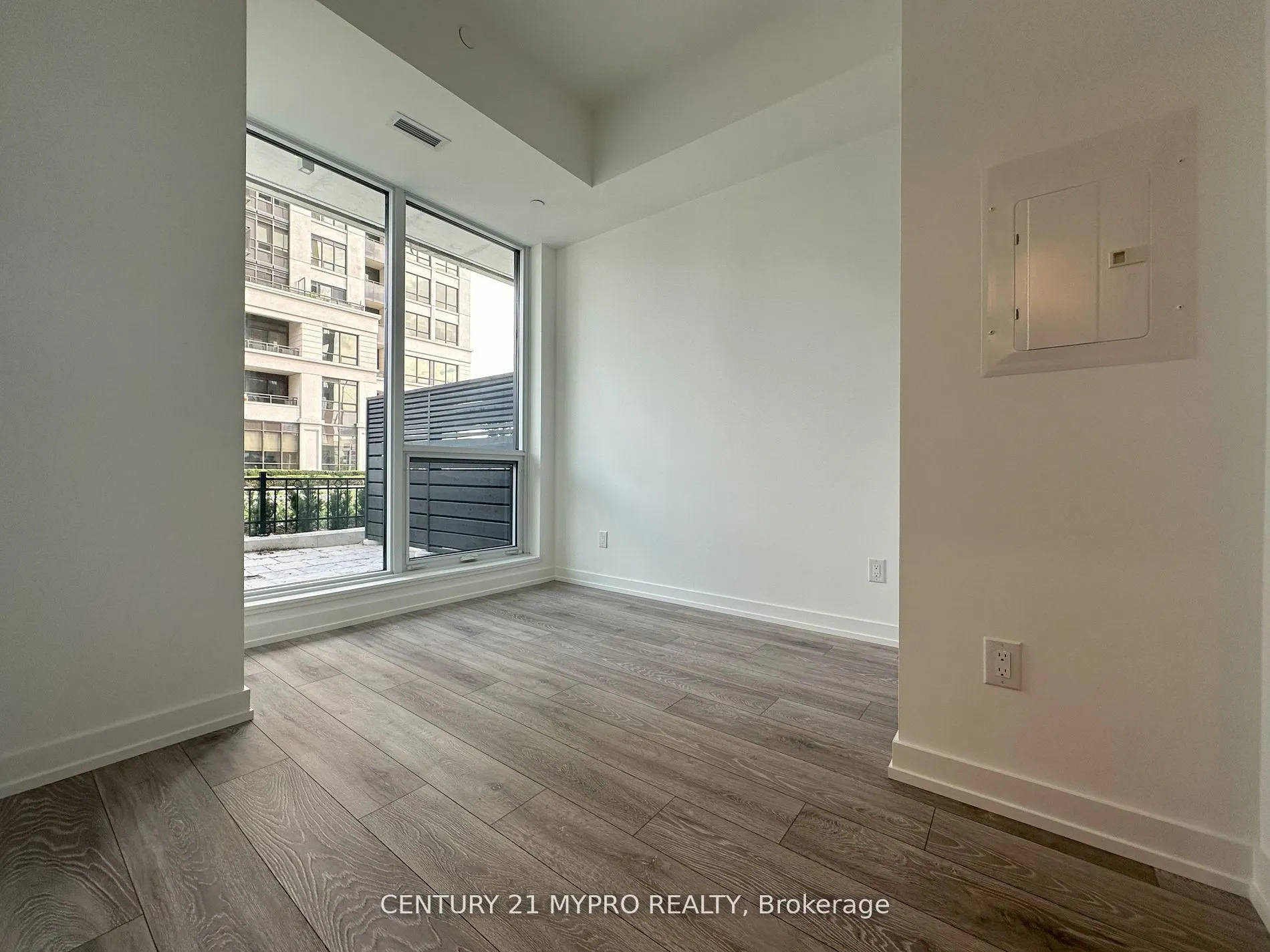 1100 Sheppard Avenue W, #105