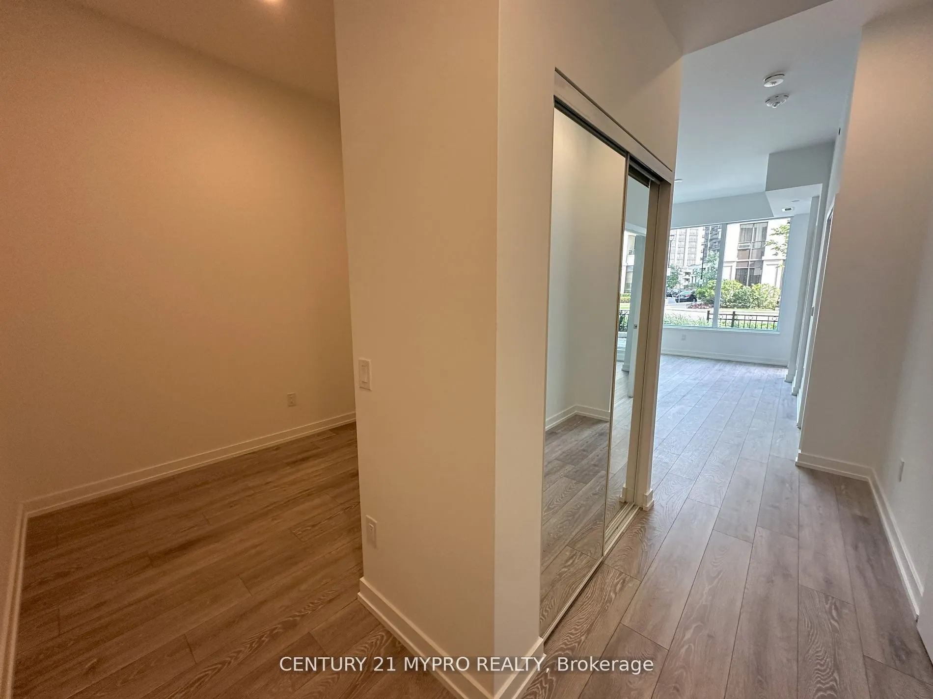 1100 Sheppard Avenue W, #105