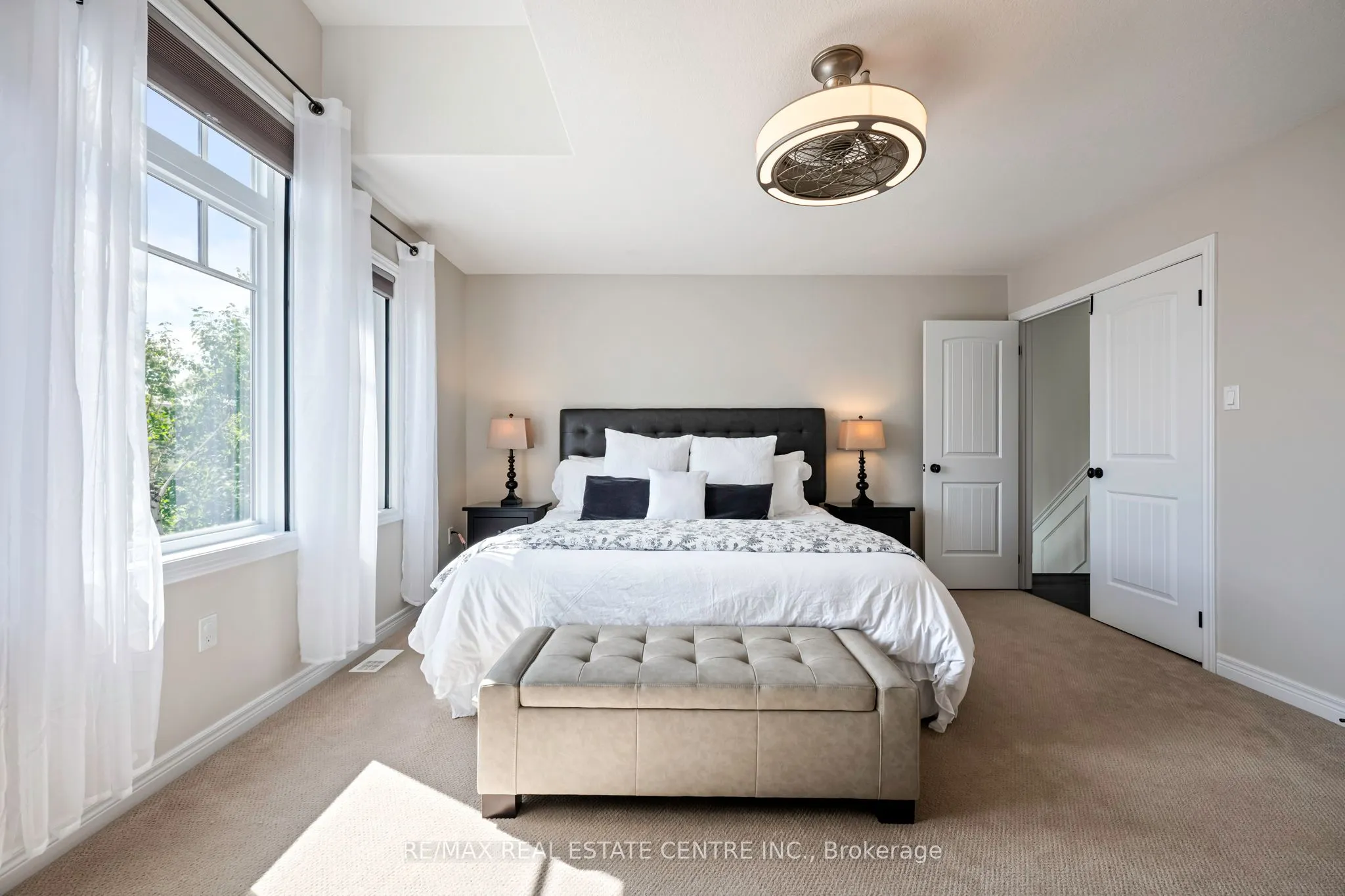 33 Wardlaw Avenue