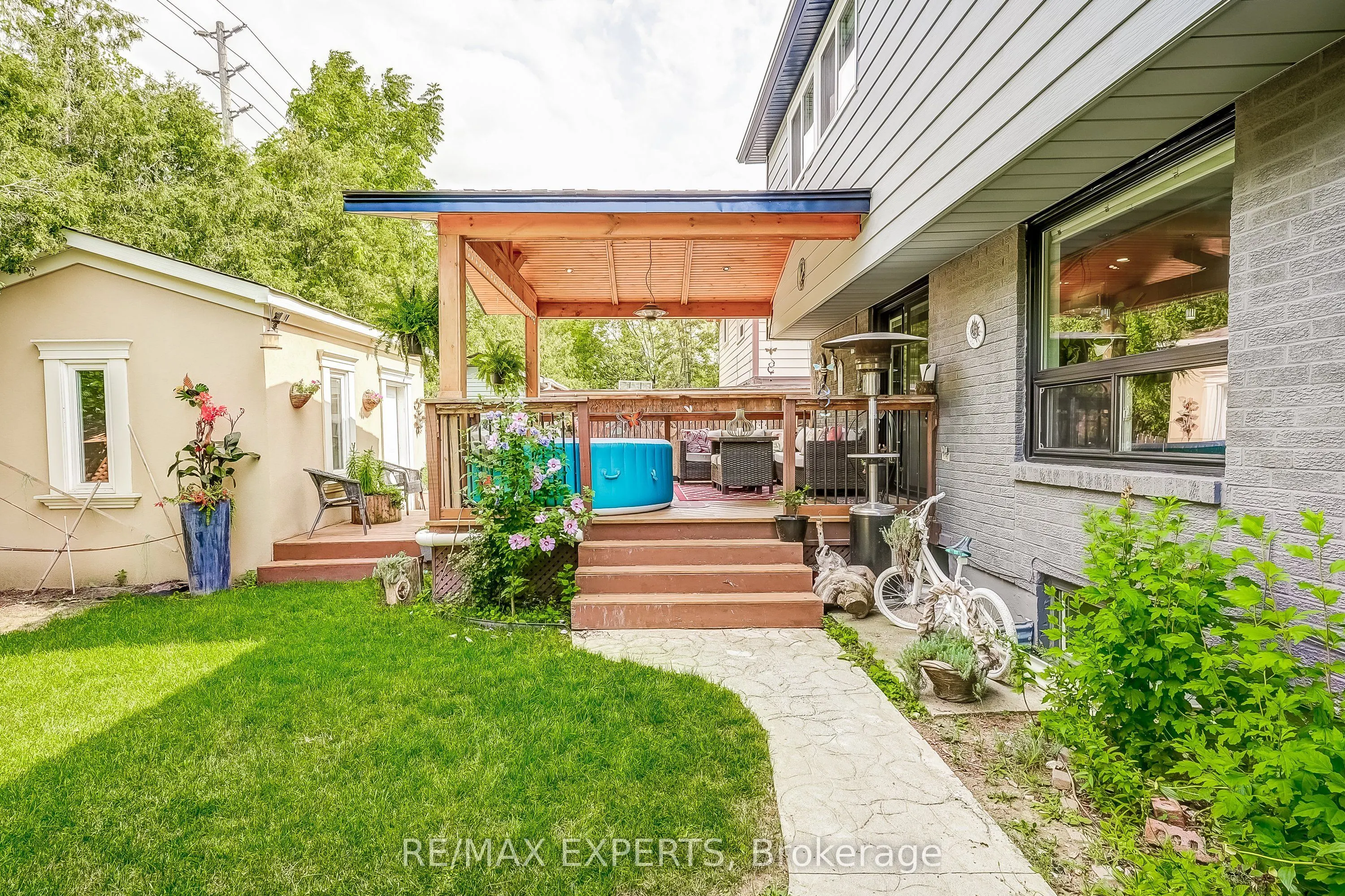 31 Shalom Crescent