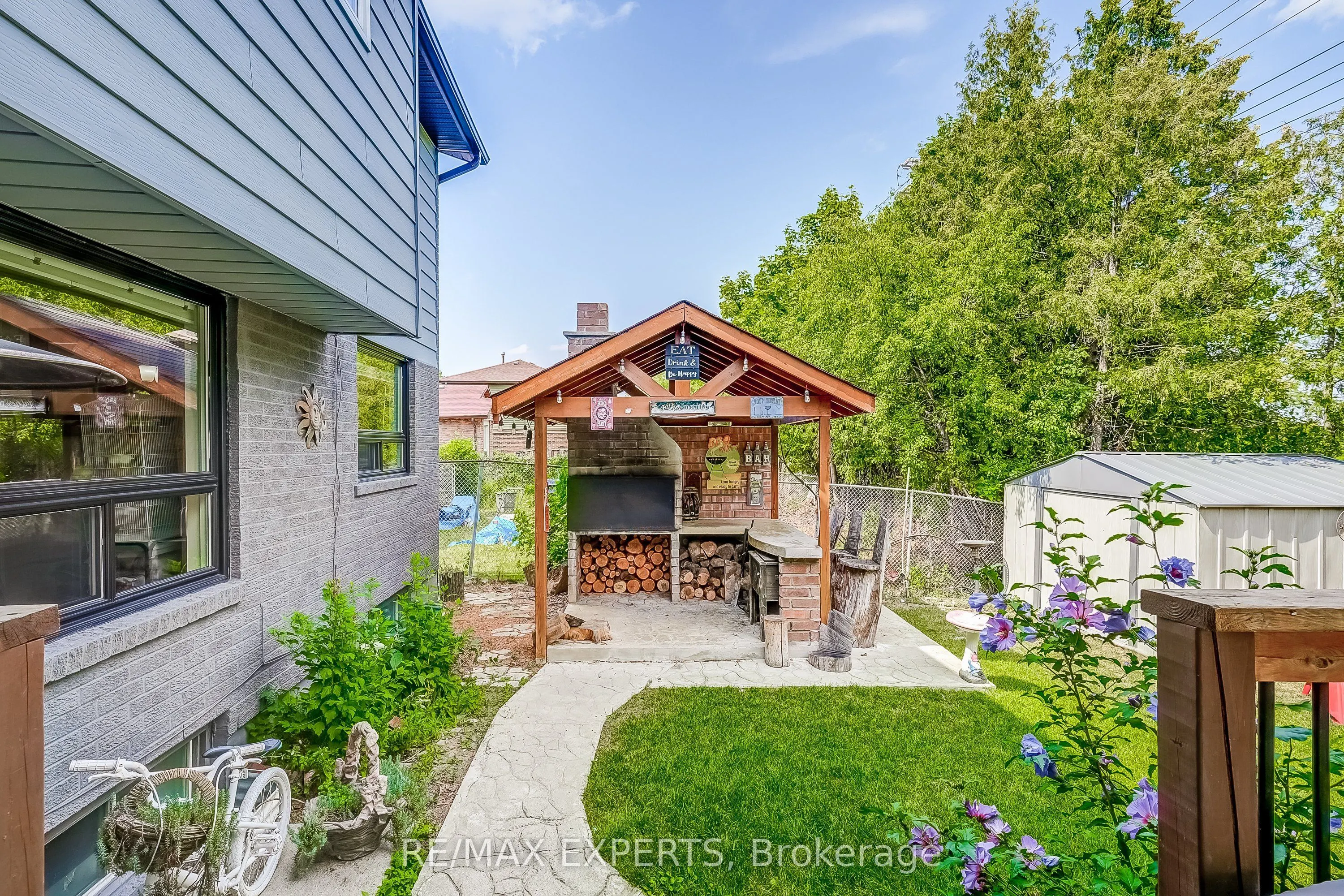 31 Shalom Crescent