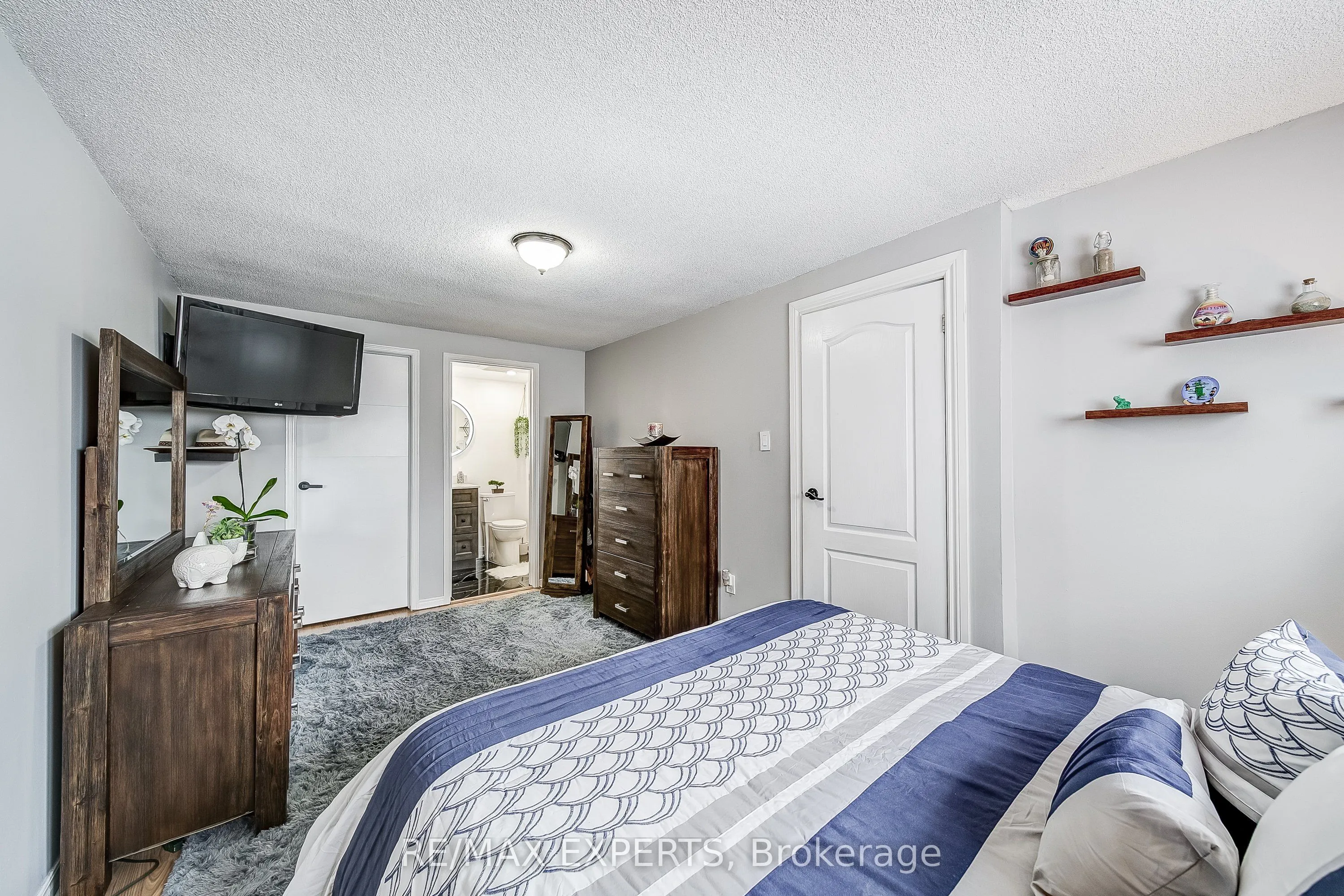 31 Shalom Crescent