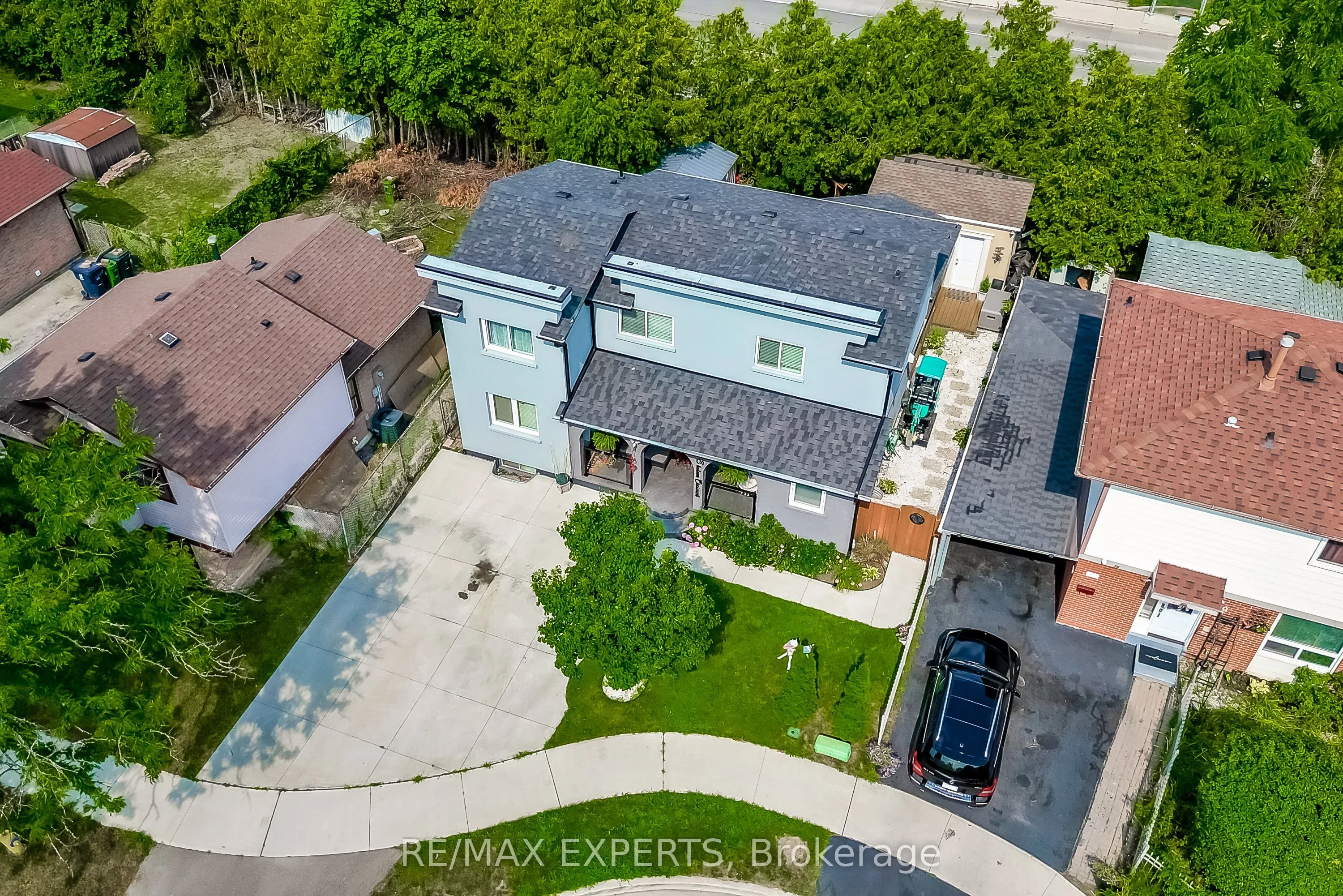 31 Shalom Crescent