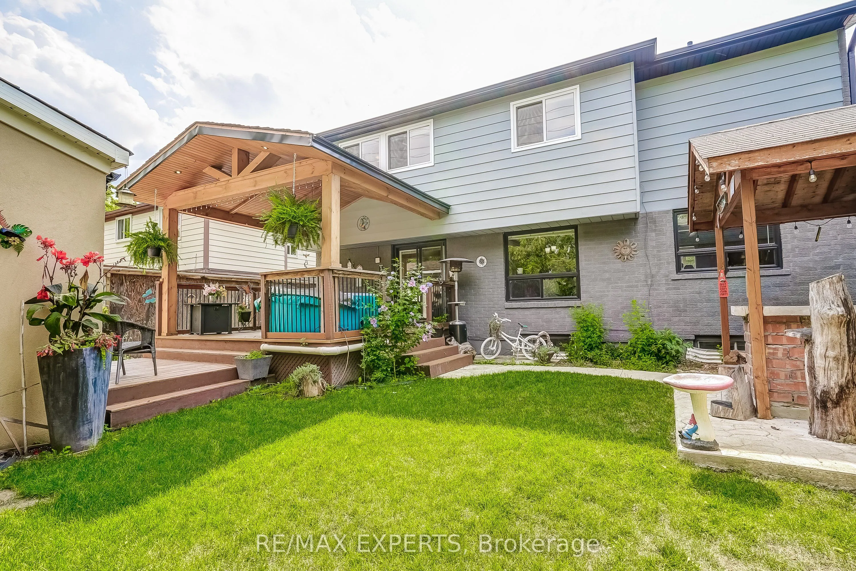 31 Shalom Crescent