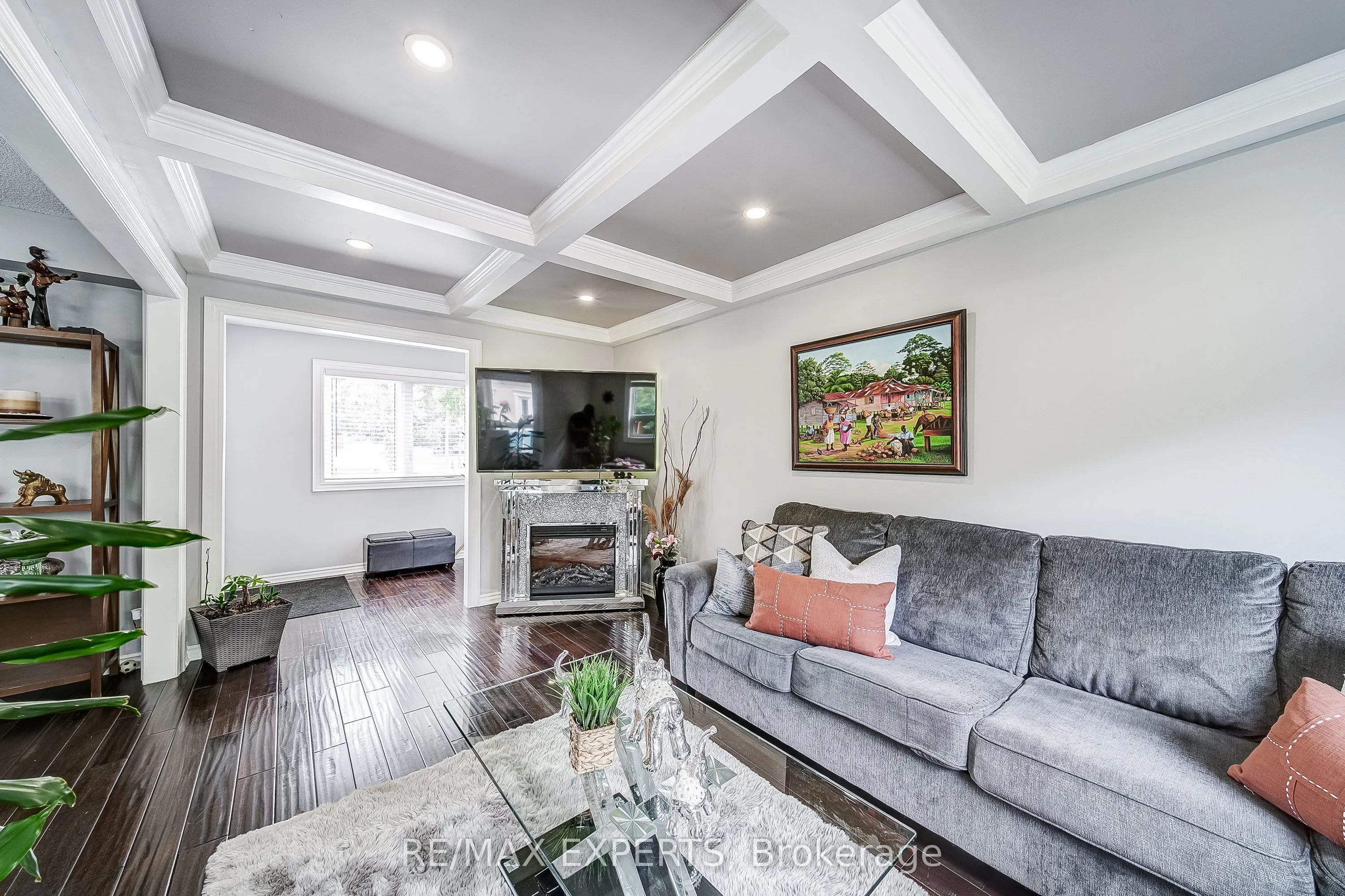 31 Shalom Crescent