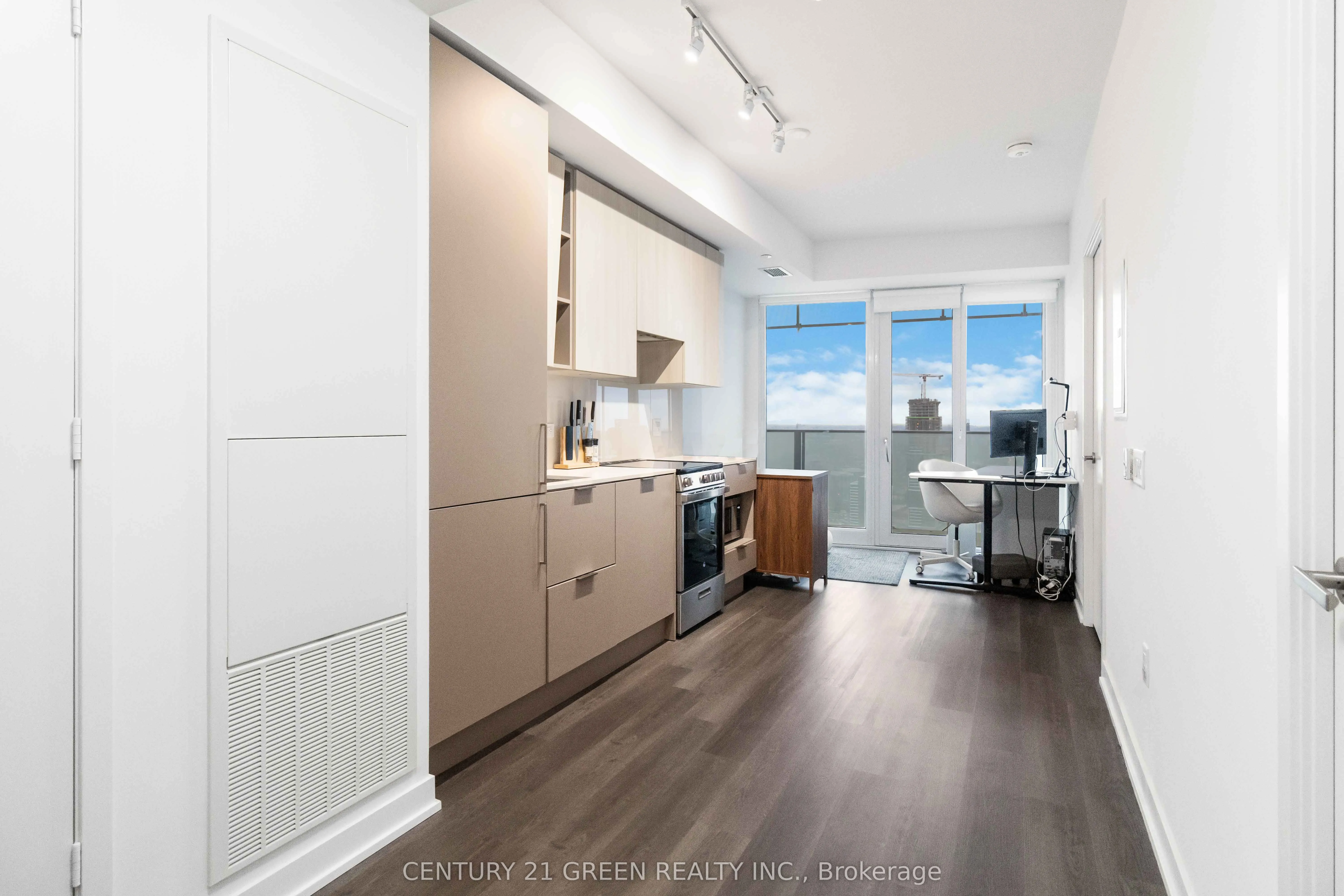 3900 Confederation Parkway, #5111