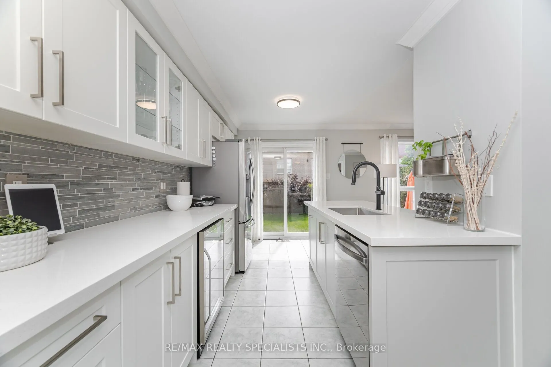 5196 Red Brush Drive