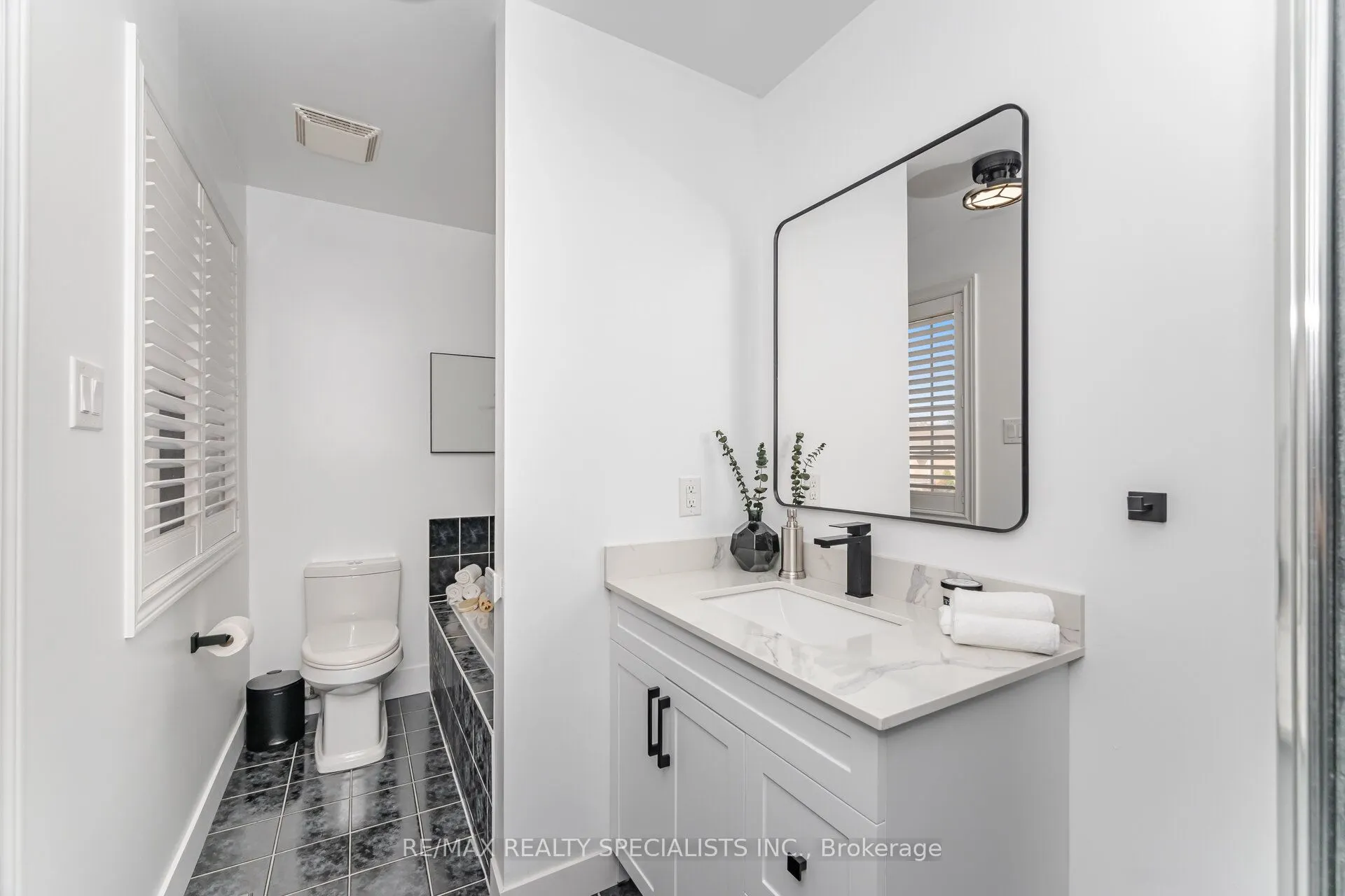 5196 Red Brush Drive