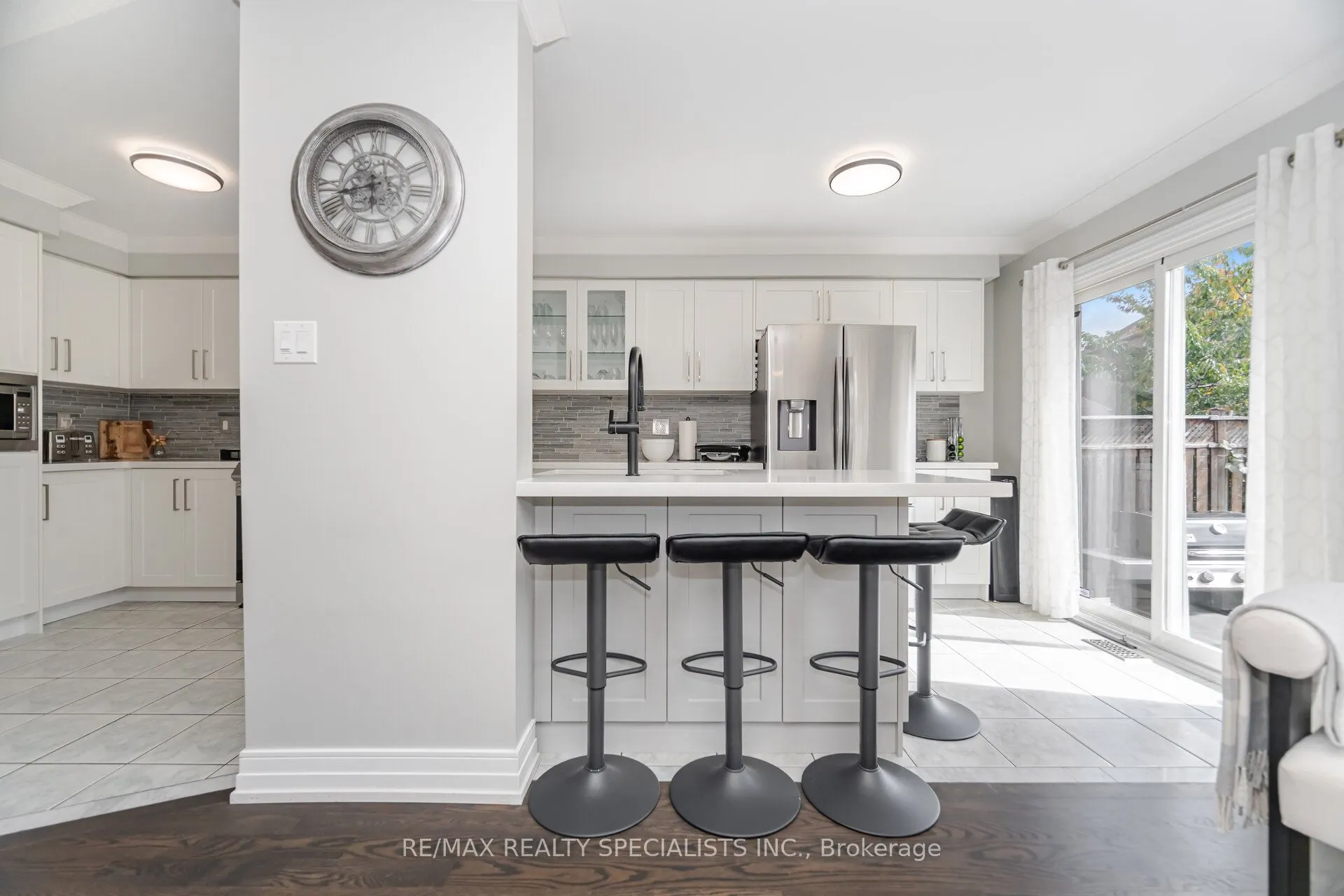 5196 Red Brush Drive