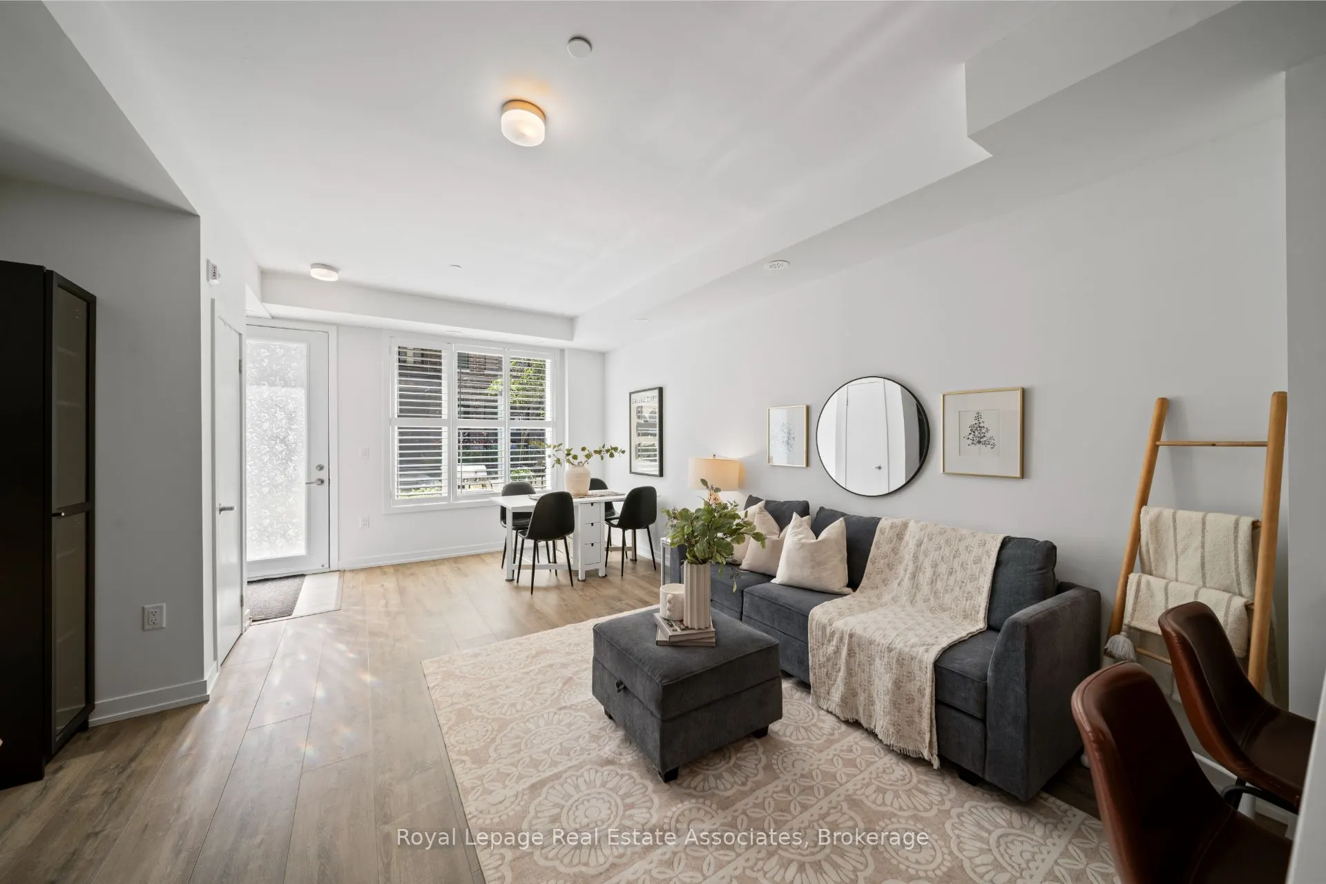 3546 Colonial Drive, #10