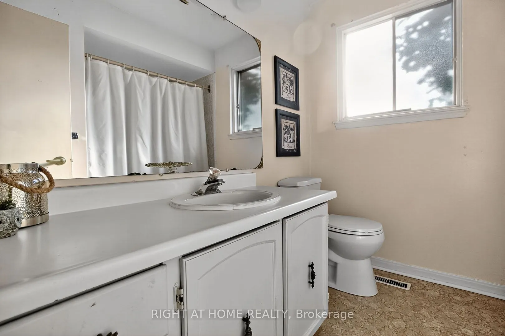 4200 Garrowhill Trail