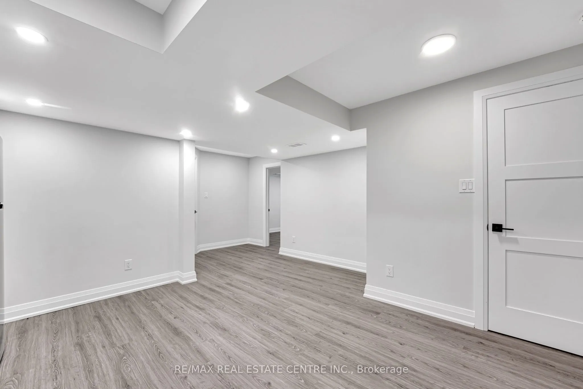 28 Fallharvest Avenue