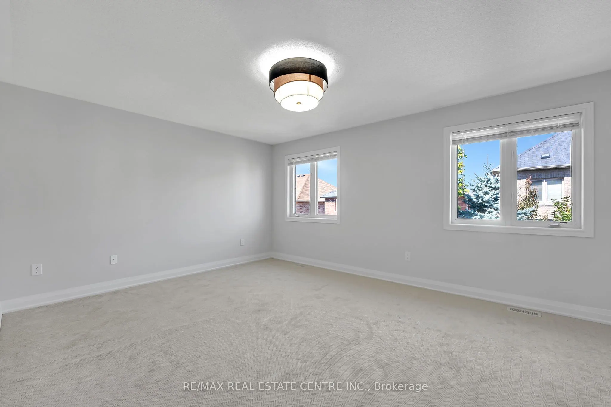 28 Fallharvest Avenue