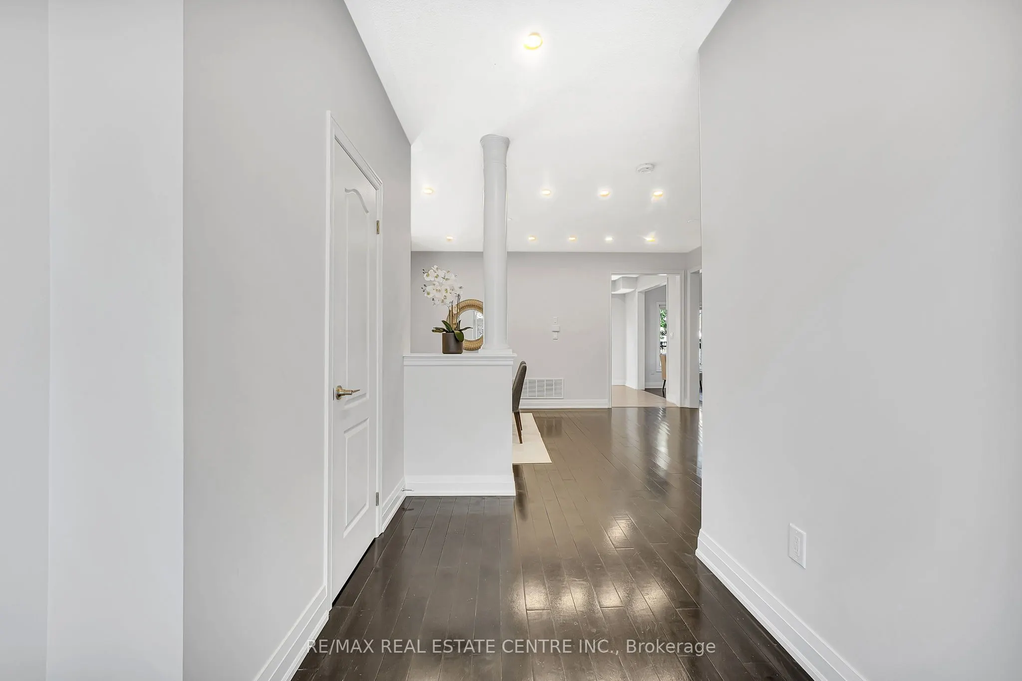 28 Fallharvest Avenue
