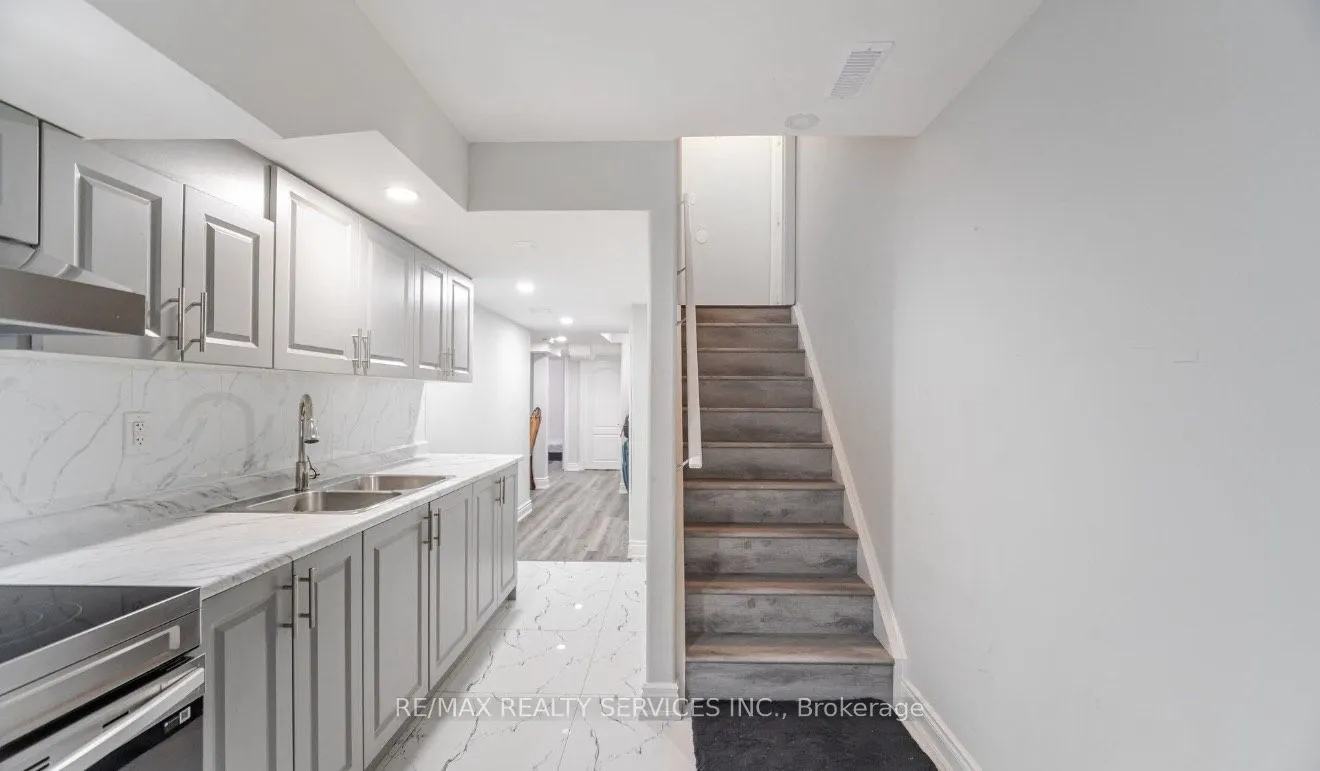 109 Cobriiza Crescent