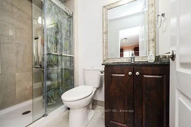 7 Albion Crescent, #Main