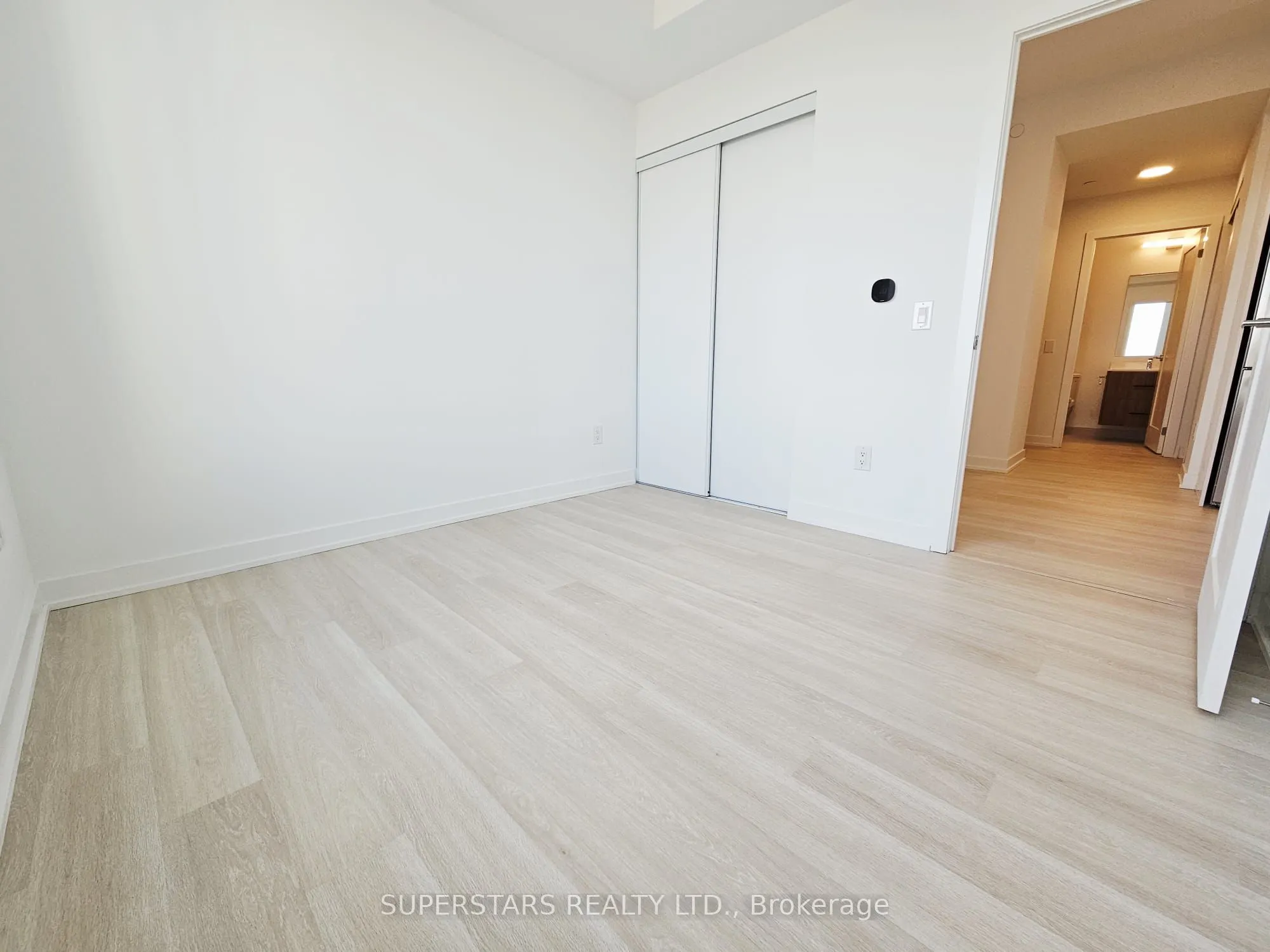 5105 Hurontario Street, #2911