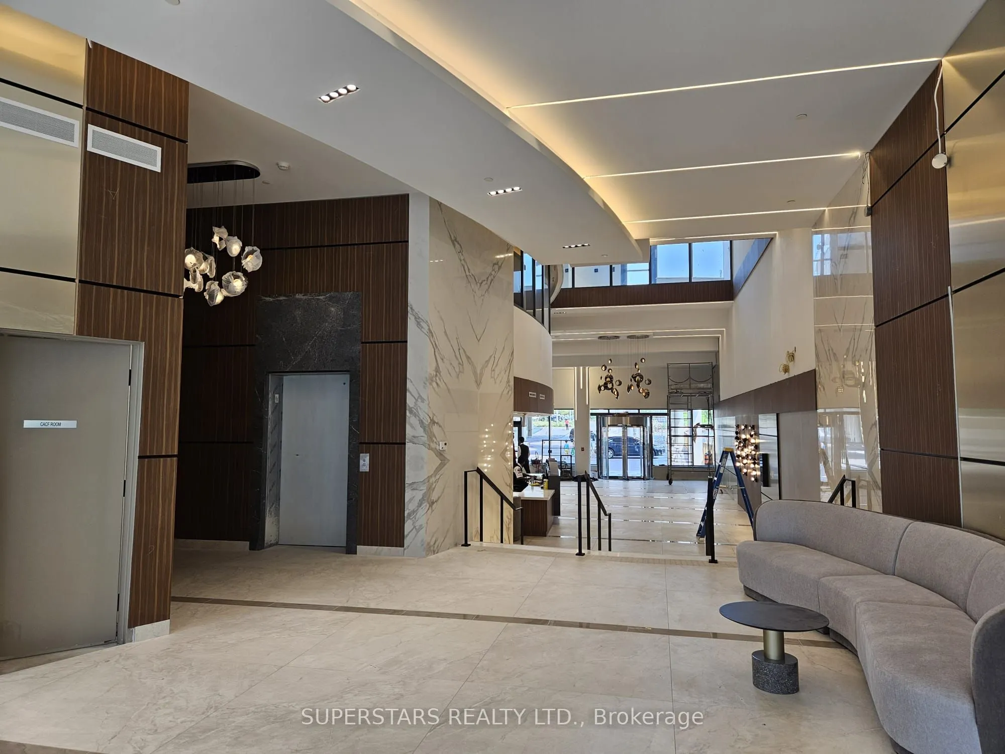 5105 Hurontario Street, #2911