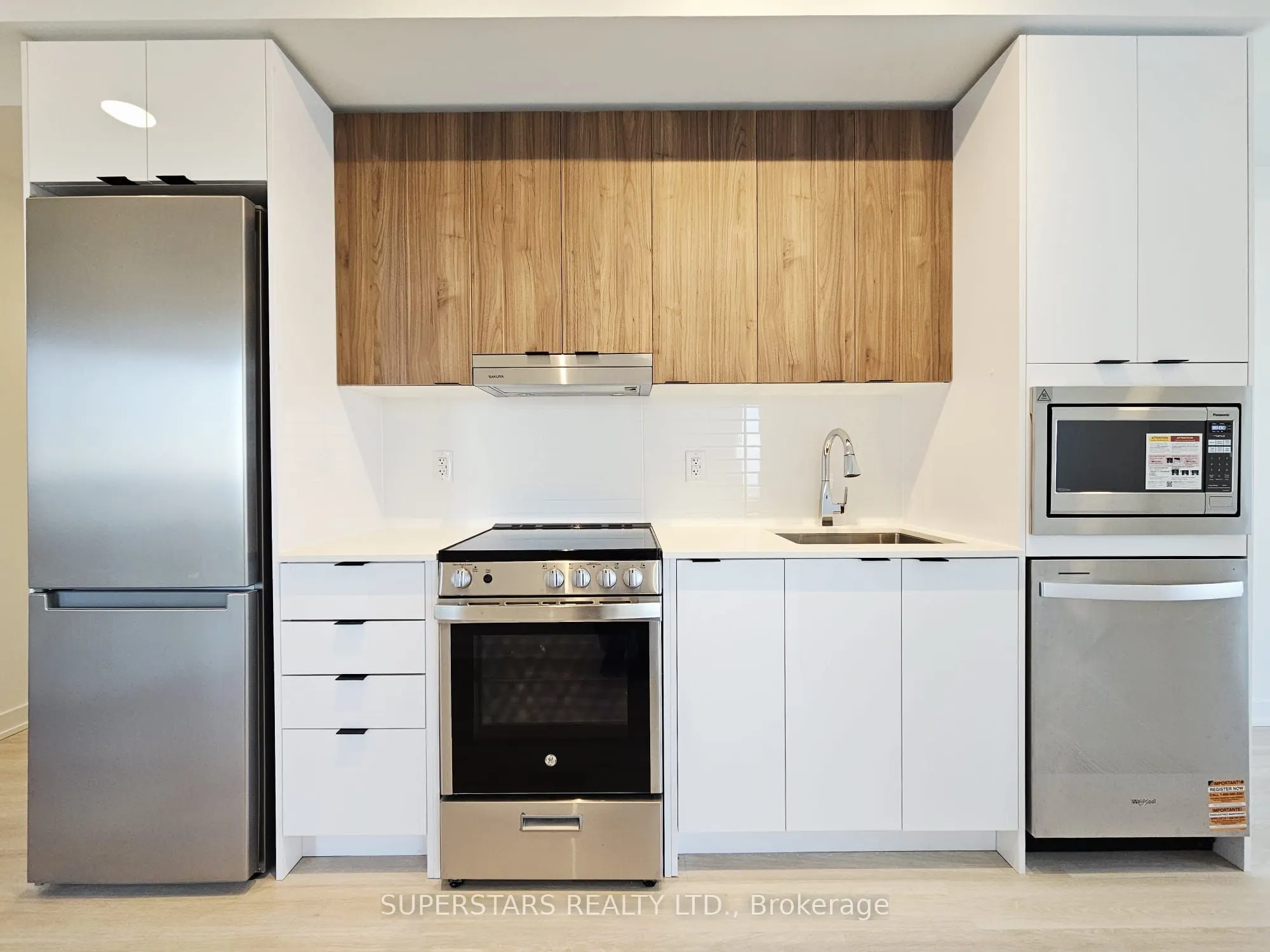 5105 Hurontario Street, #2911