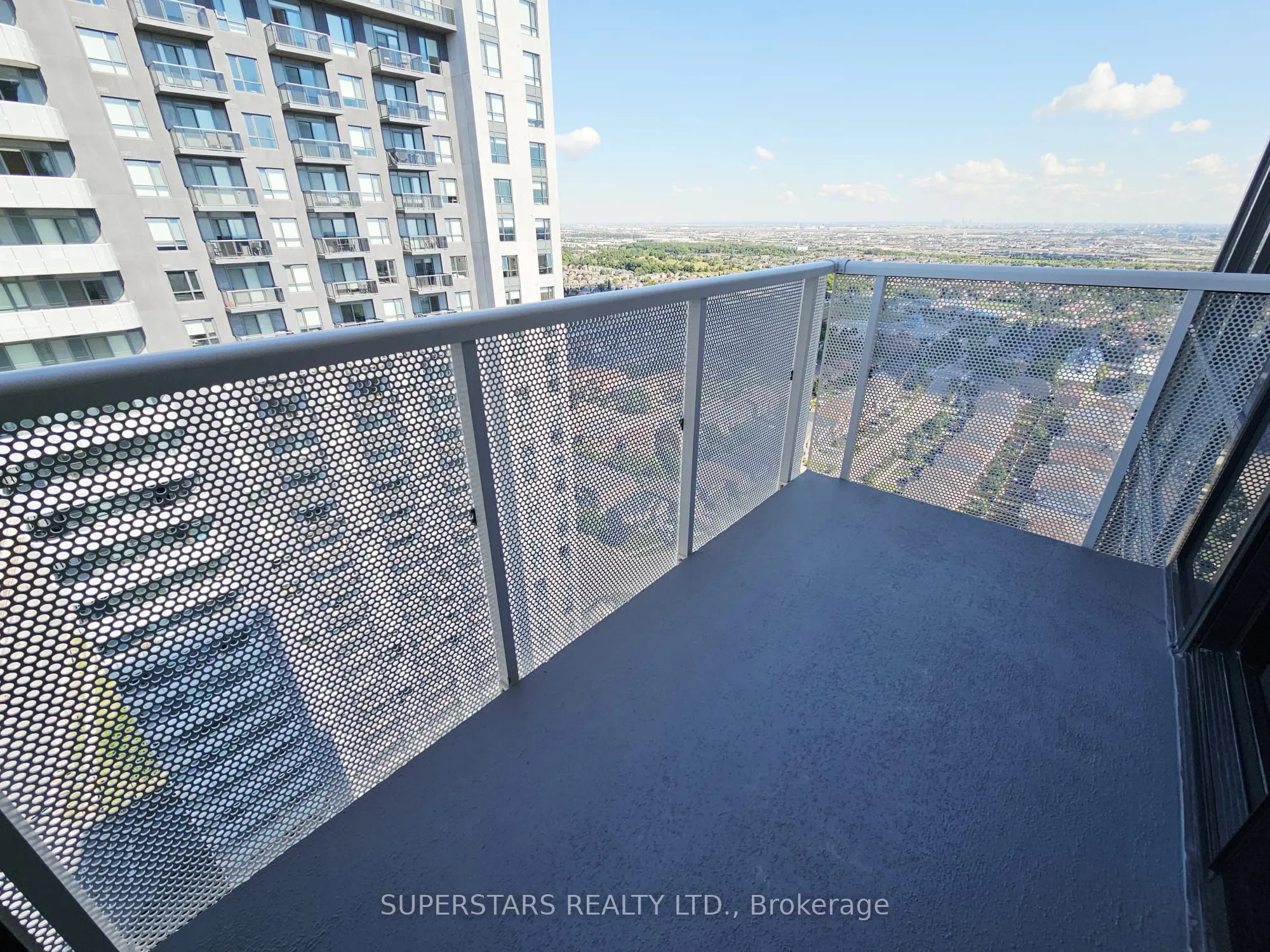 5105 Hurontario Street, #2911